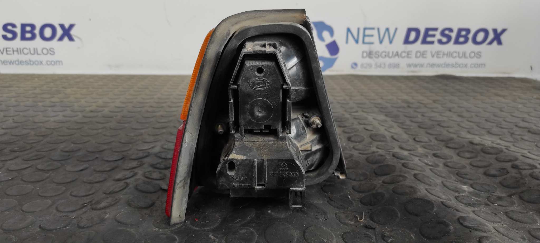 PILOTO TRASERO DERECHO VOLKSWAGEN PASSAT (321/23/27/31) - vista 6