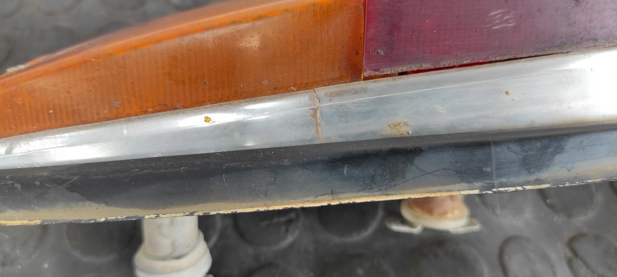 PILOTO TRASERO DERECHO RENAULT 8 956 - vista 7