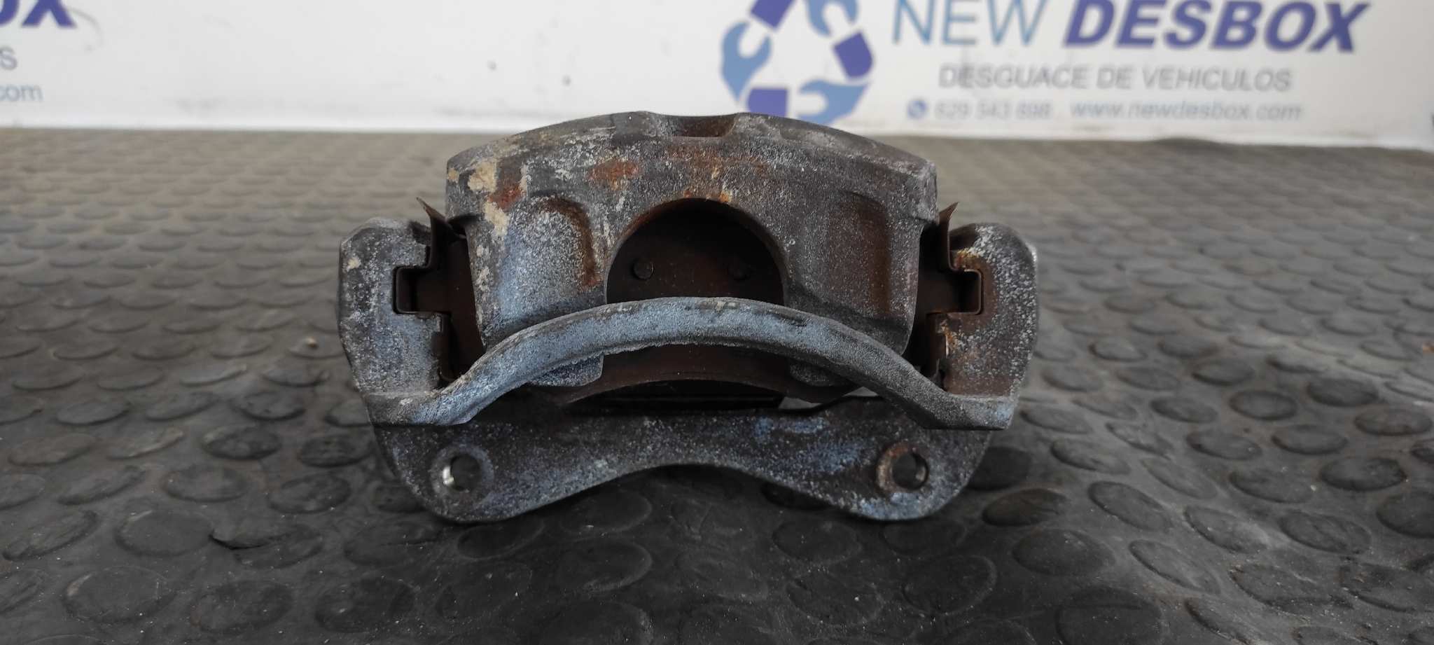 PINZA DE FRENO DELANTERA DERECHA SSANGYONG REXTON - vista 2