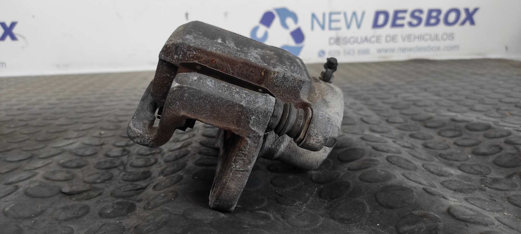 PINZA DE FRENO DELANTERA DERECHA SSANGYONG REXTON - vista 7