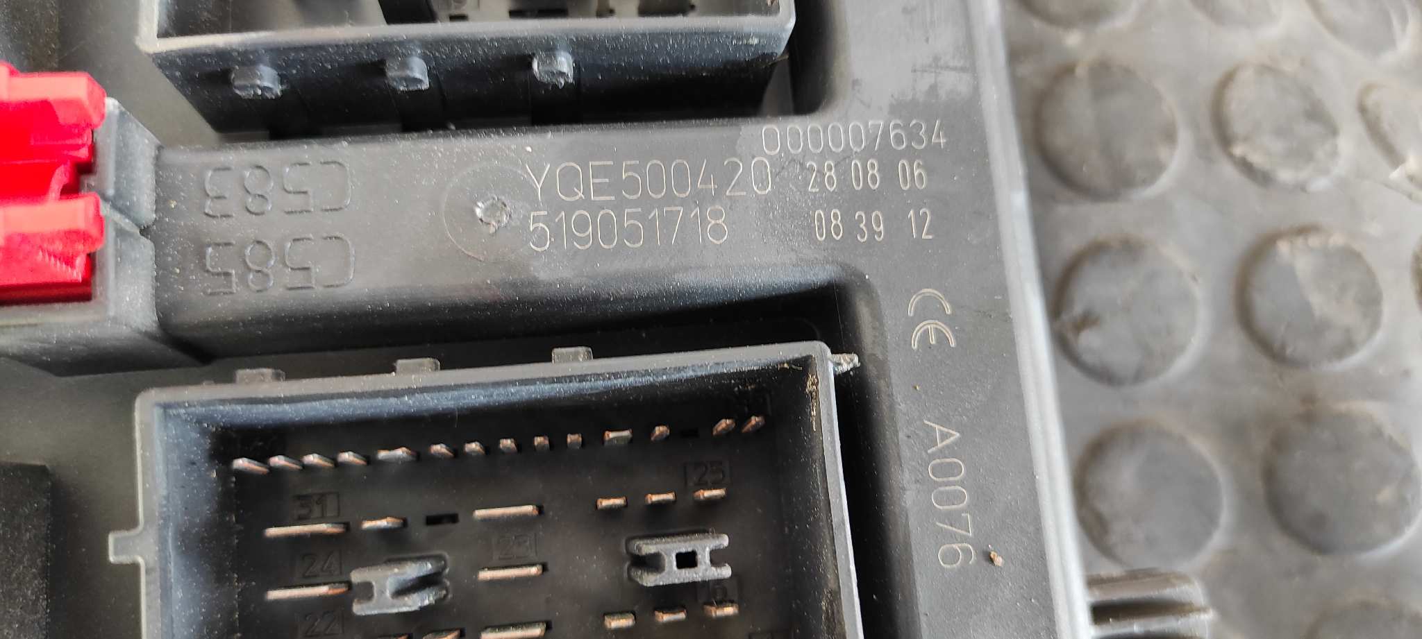 CAJA RELES / FUSIBLES LAND ROVER RANGE ROVER SPORT - vista 5