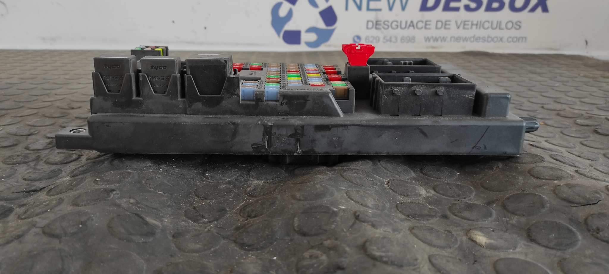 CAJA RELES / FUSIBLES LAND ROVER RANGE ROVER SPORT - vista 8