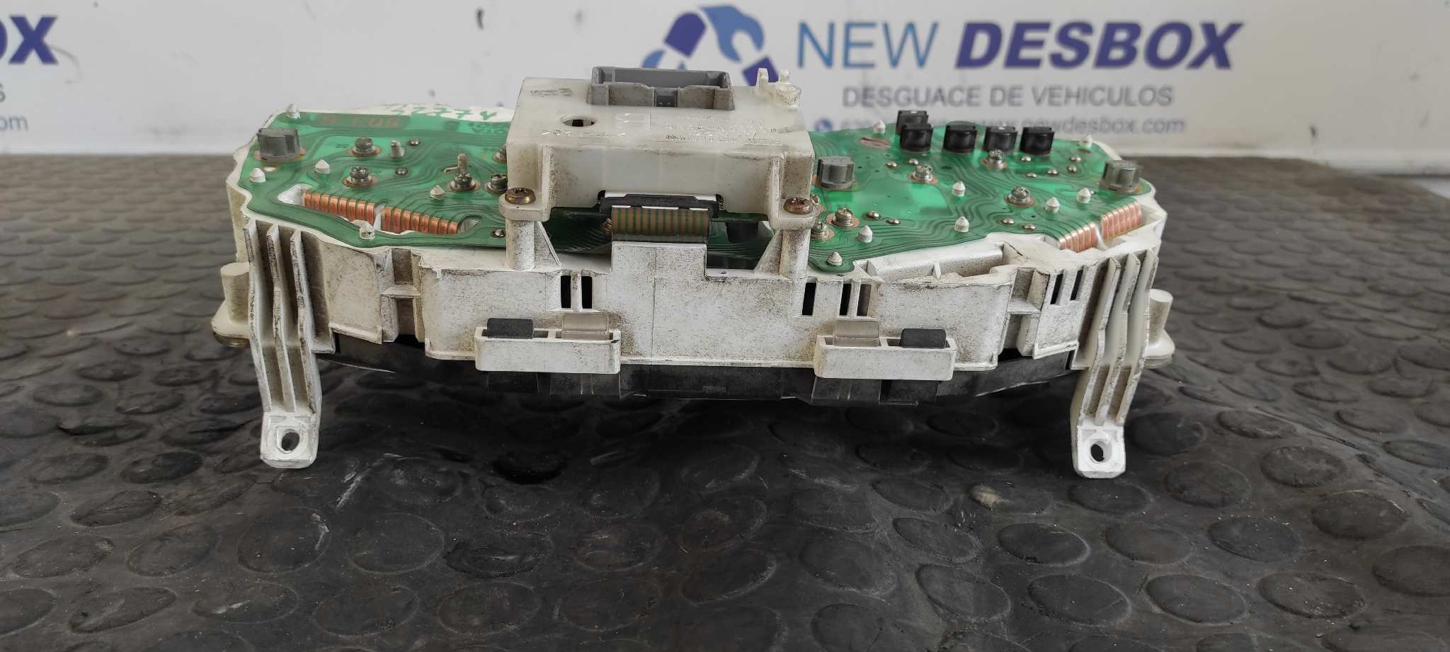 CUADRO INSTRUMENTOS TOYOTA RAV 4 FUNCRUISER (A1) - vista 8