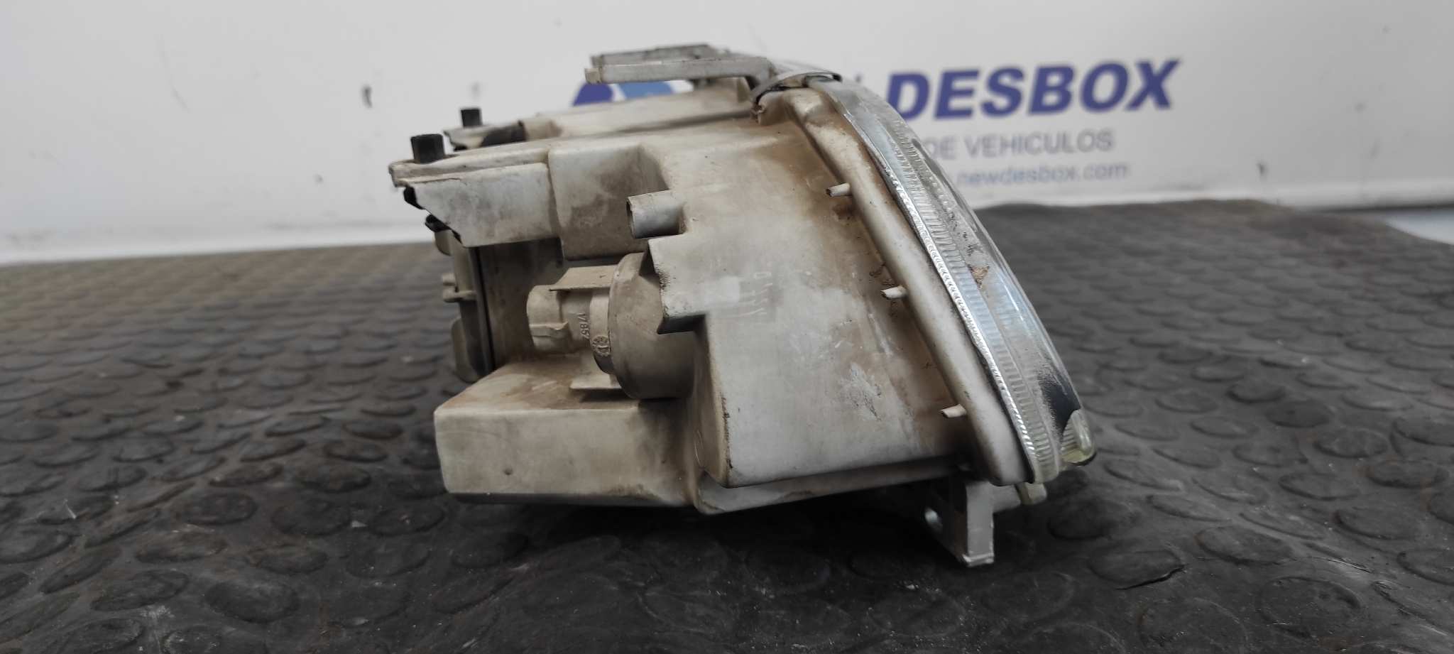 FARO DERECHO LANCIA KAPPA BERLINA - vista 8