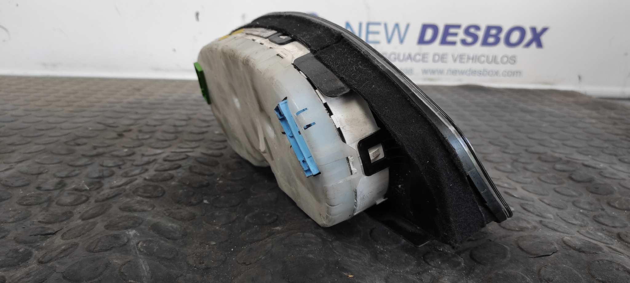 CUADRO INSTRUMENTOS AUDI A4 BERLINA (B5) - vista 5