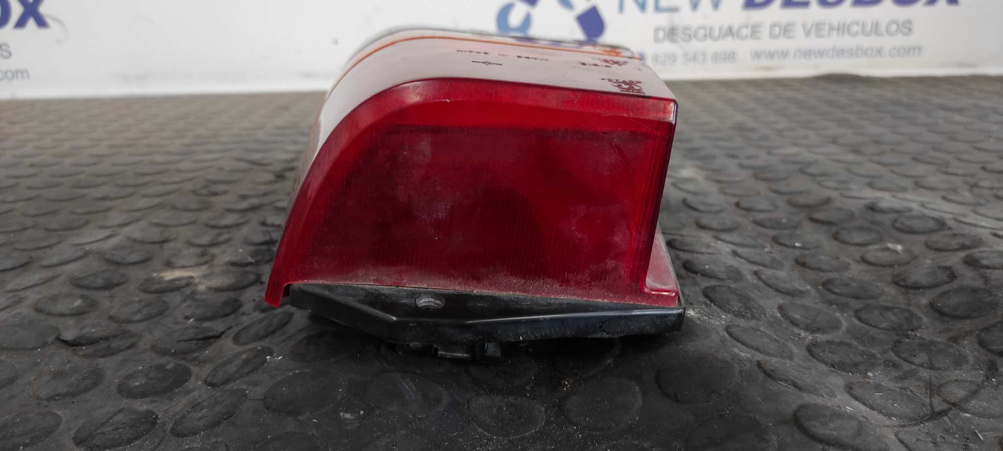 PILOTO TRASERO DERECHO SEAT MARBELLA - vista 6