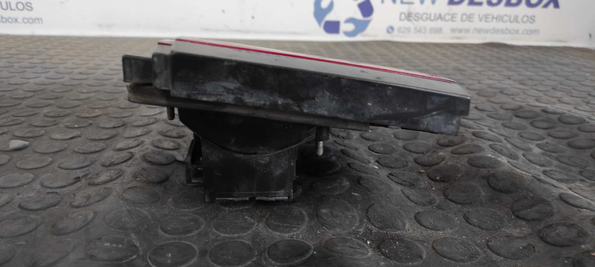 PILOTO PORTON DERECHO VOLKSWAGEN PASSAT (321/23/27/31) - vista 10