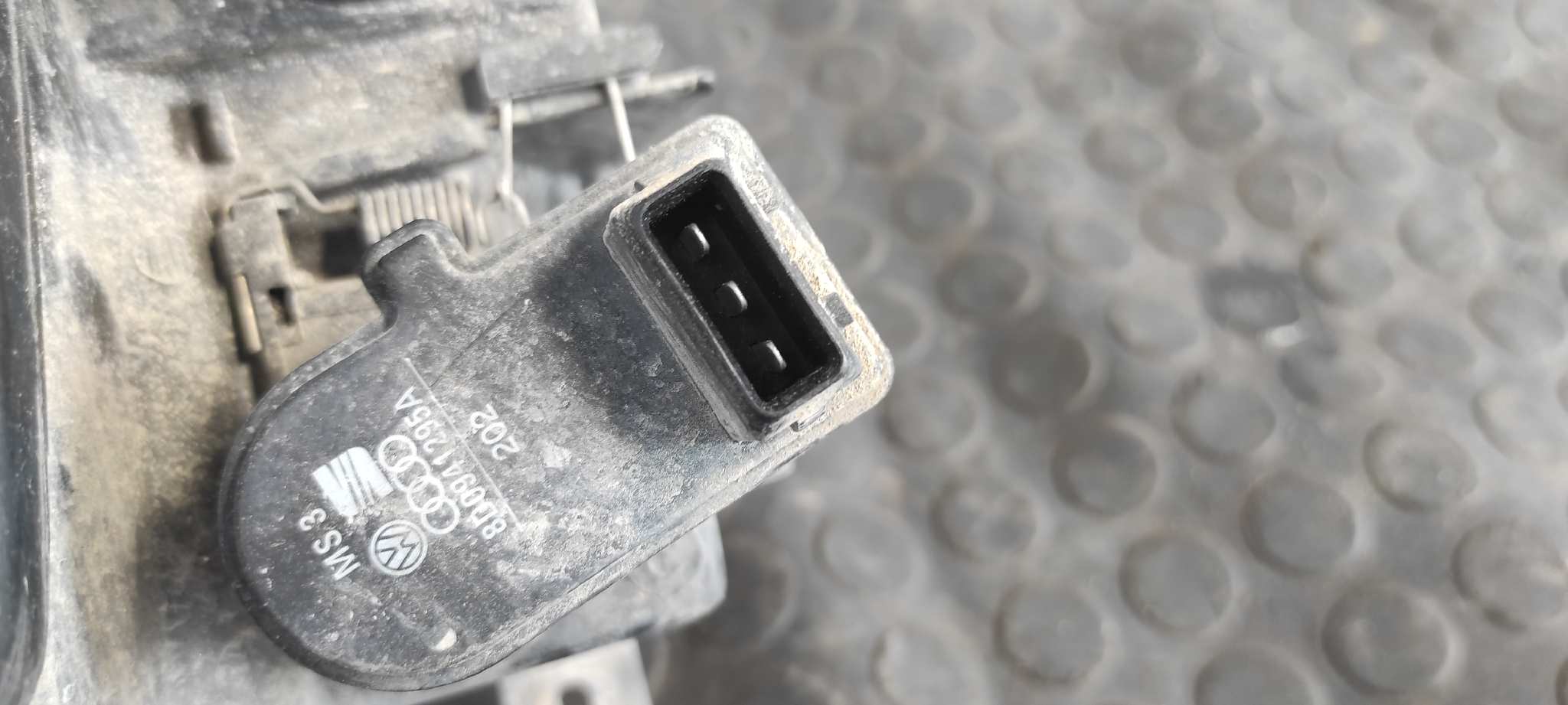 FARO DERECHO VOLKSWAGEN CADDY KA/KB (9K9) - vista 5