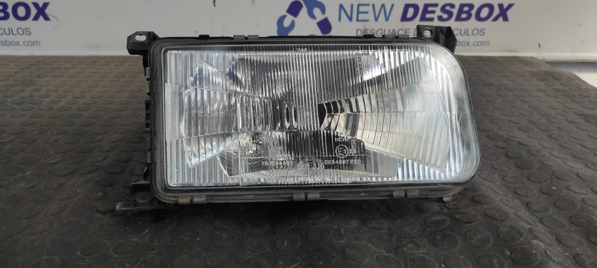 FARO DERECHO VOLKSWAGEN PASSAT BERLINA (312)