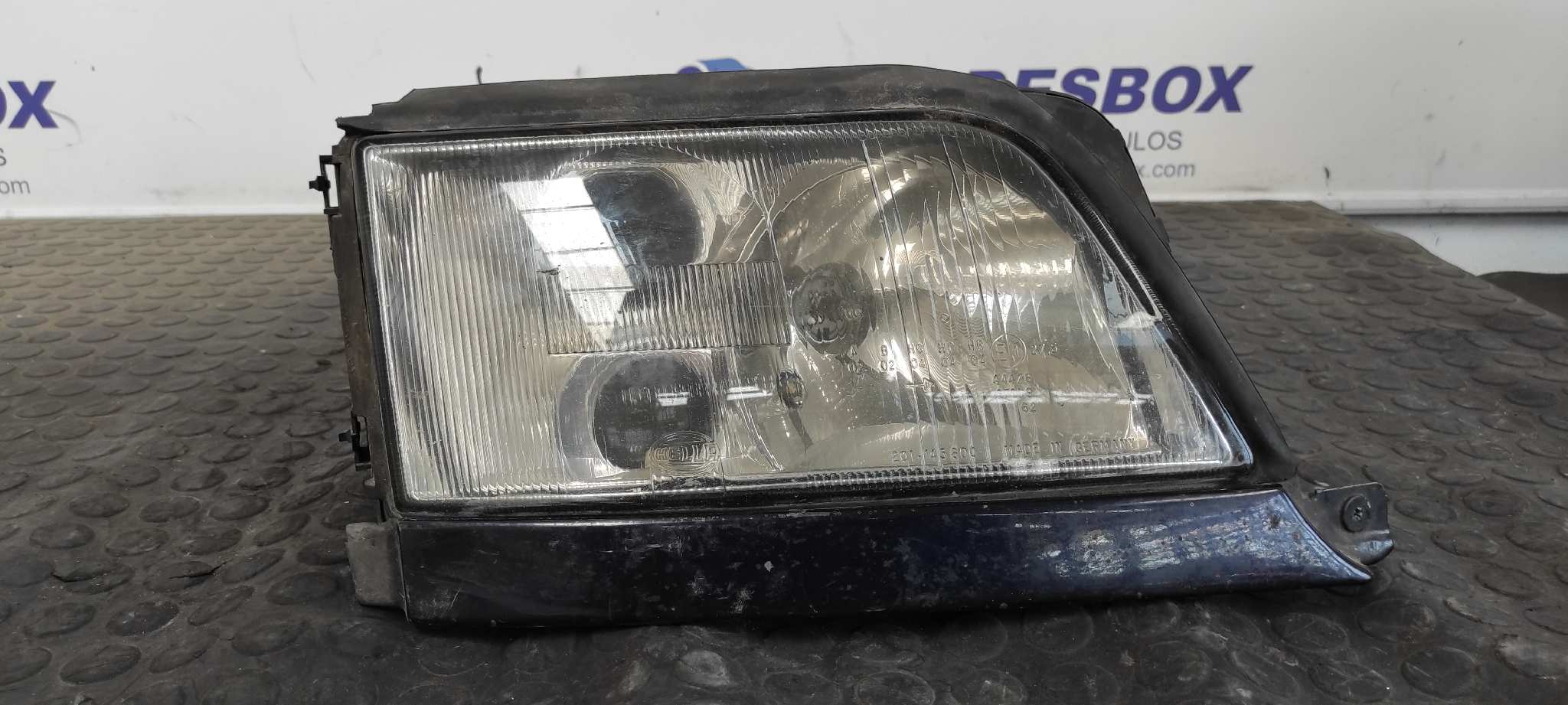 FARO DERECHO AUDI A6 BERLINA (C4)