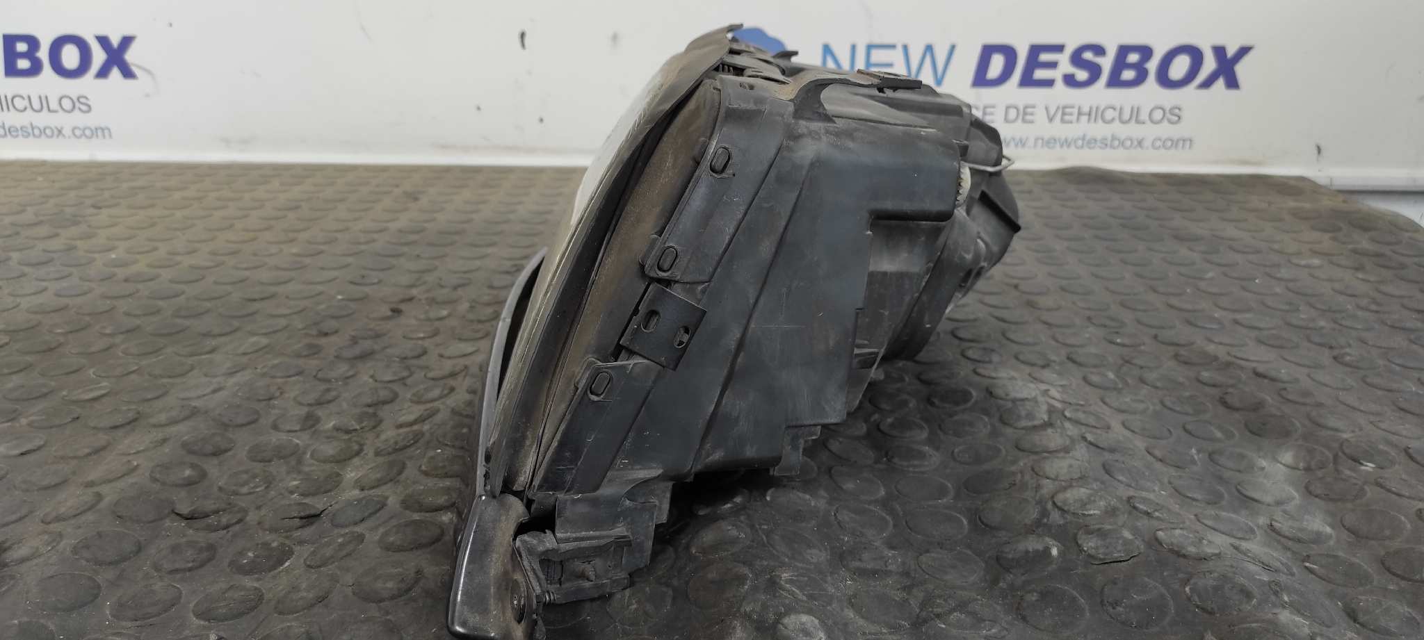 FARO DERECHO AUDI A6 BERLINA (C4) - vista 6