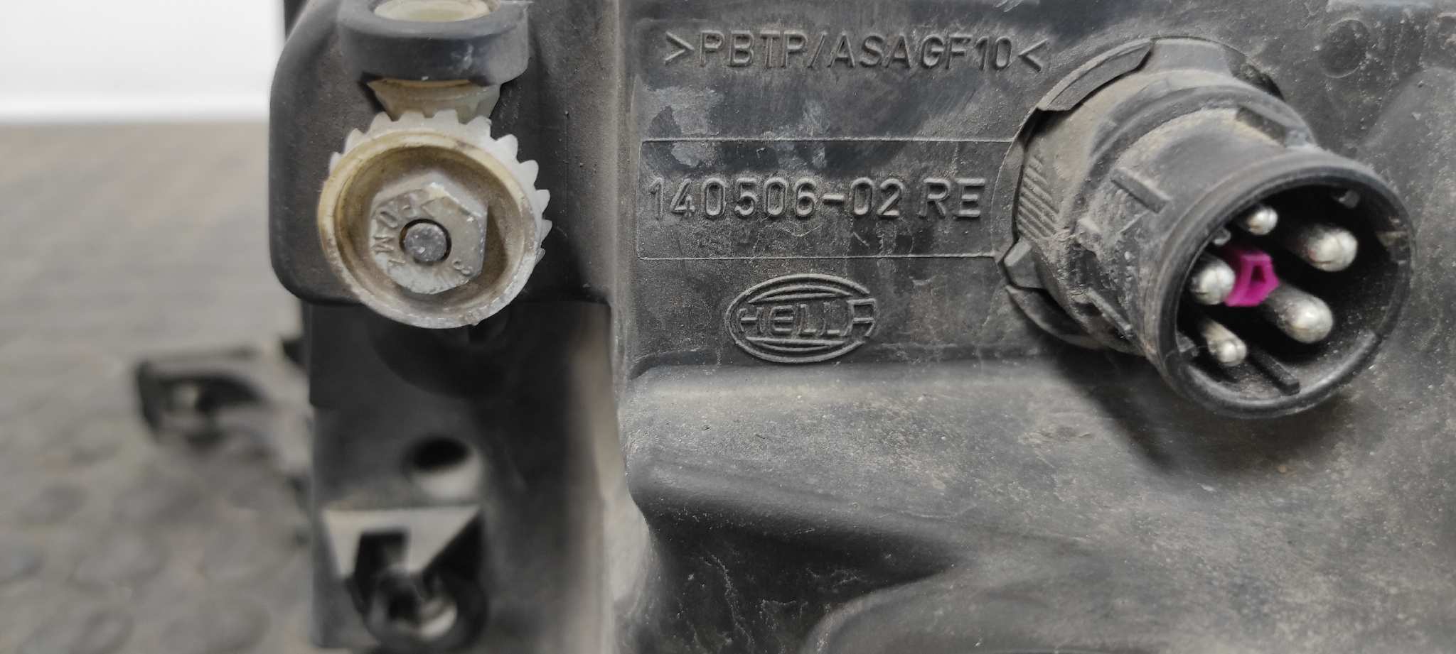 FARO DERECHO AUDI A6 BERLINA (C4) - vista 5