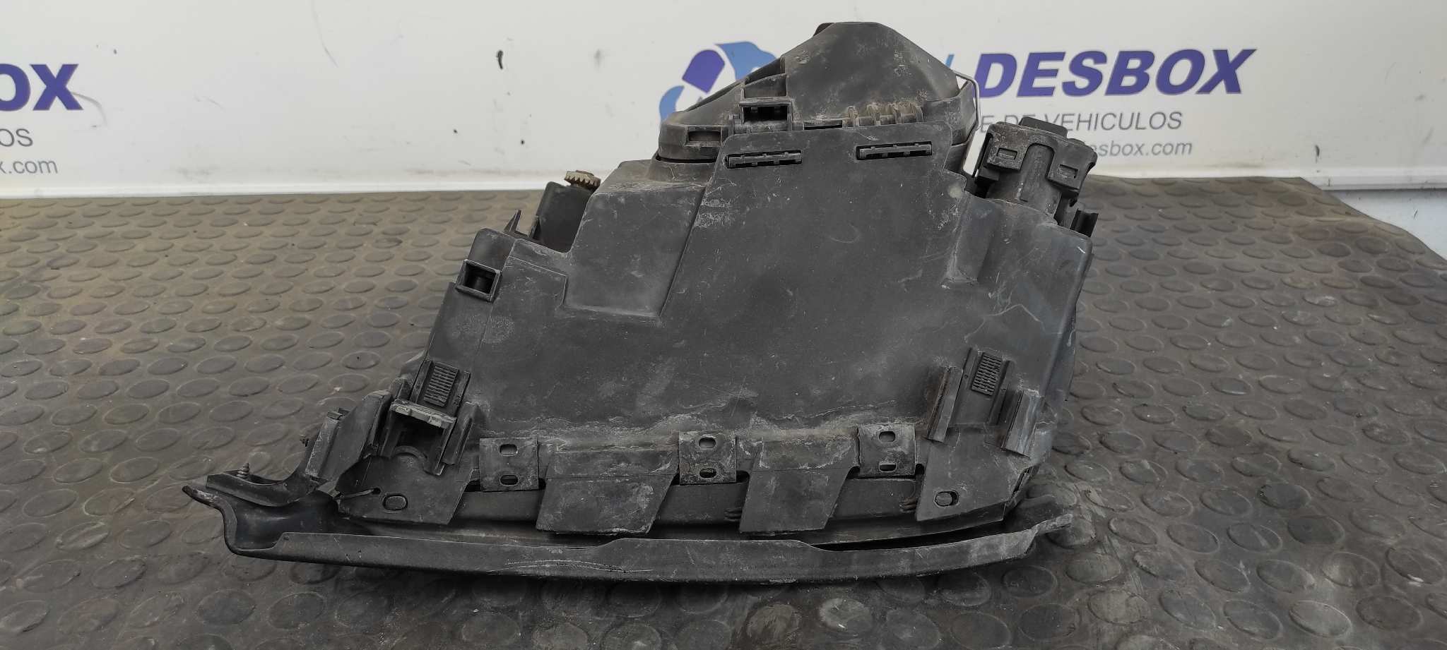 FARO DERECHO AUDI A6 BERLINA (C4) - vista 8