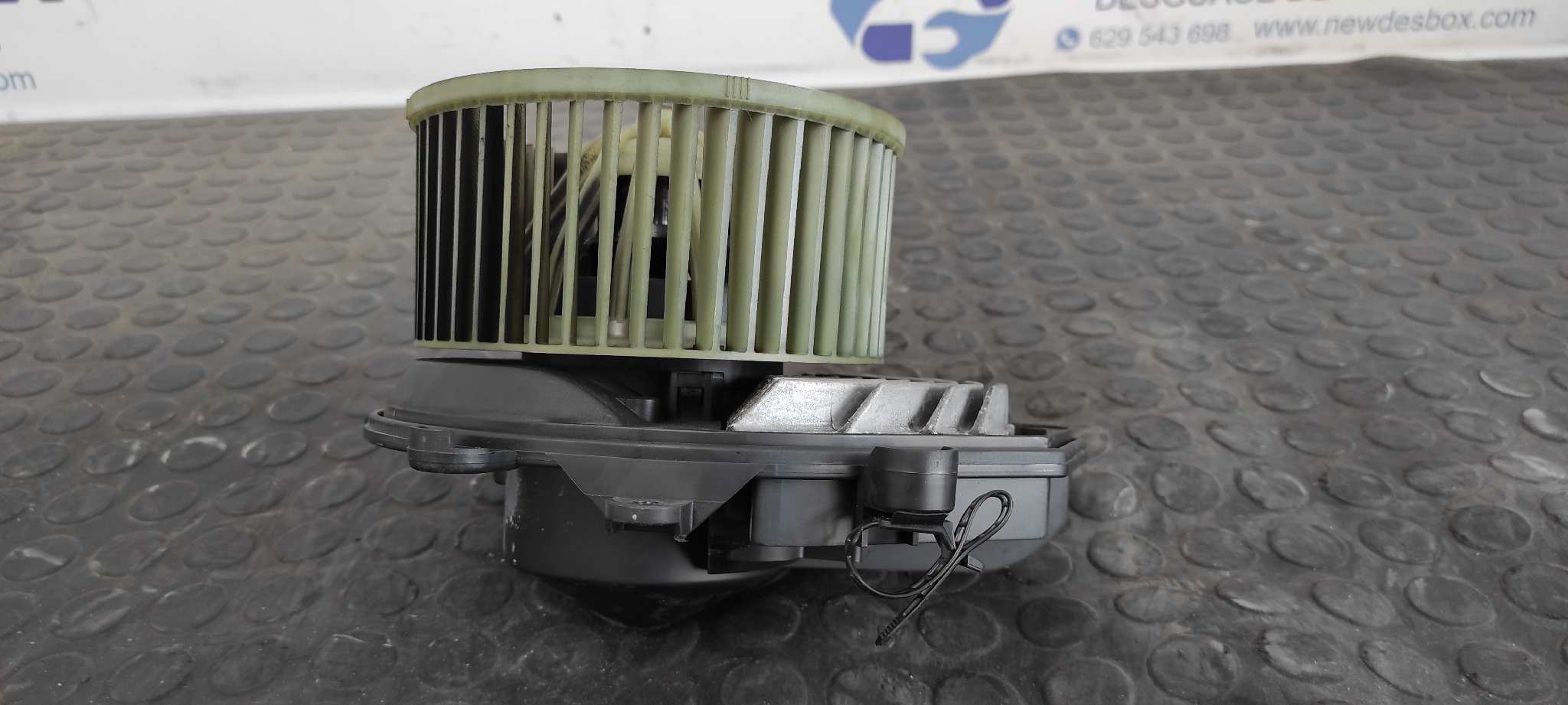 MOTOR CALEFACCION VOLKSWAGEN PASSAT BERLINA (3B3) - vista 6