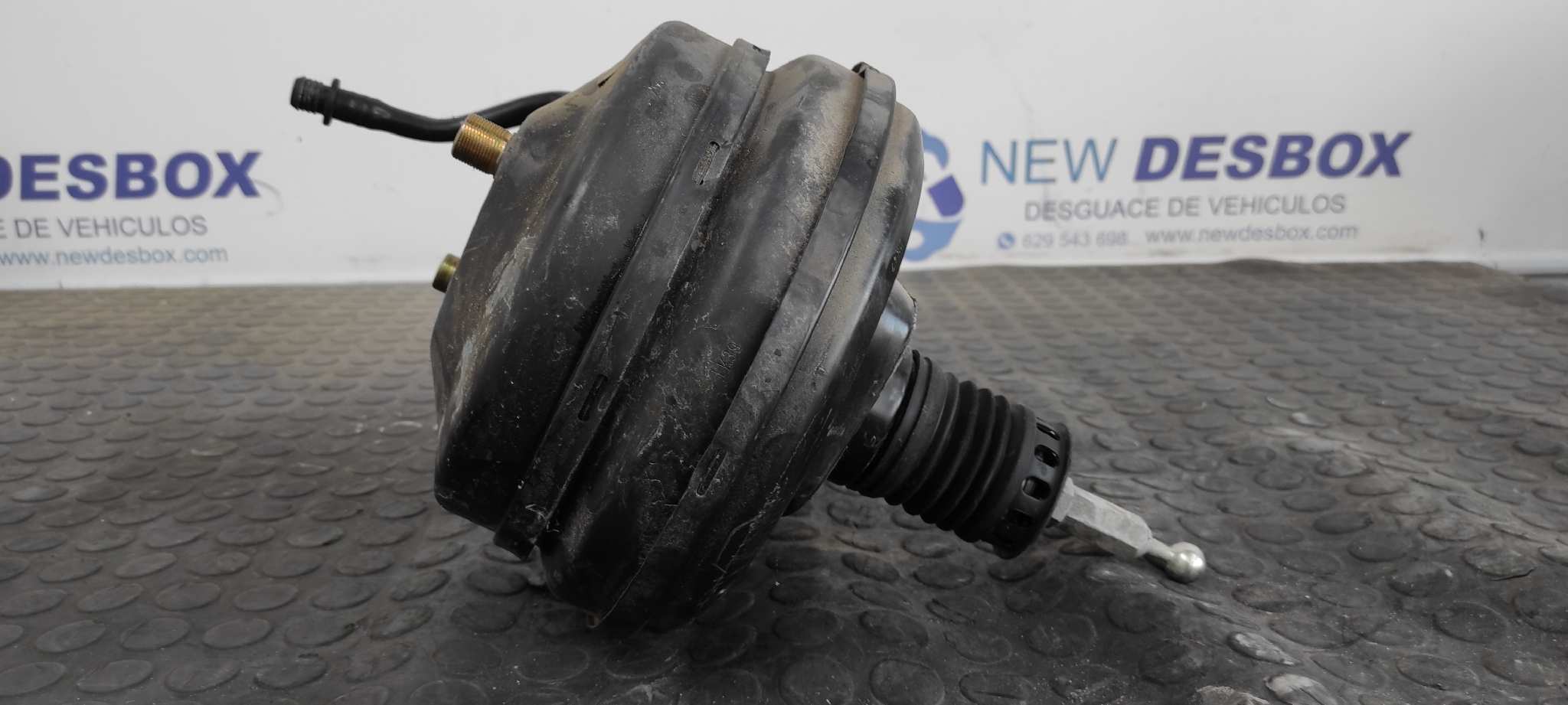 SERVOFRENO VOLKSWAGEN PASSAT BERLINA (3B3) - vista 3