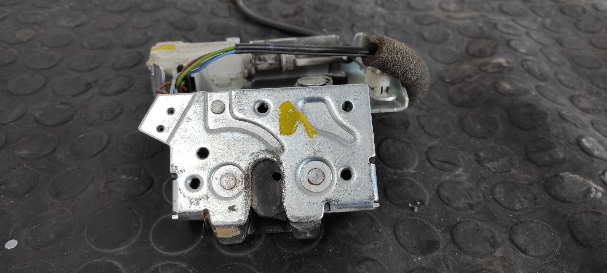 CERRADURA MALETERO / PORTON FORD MONDEO BERLINA (GE) - vista 2