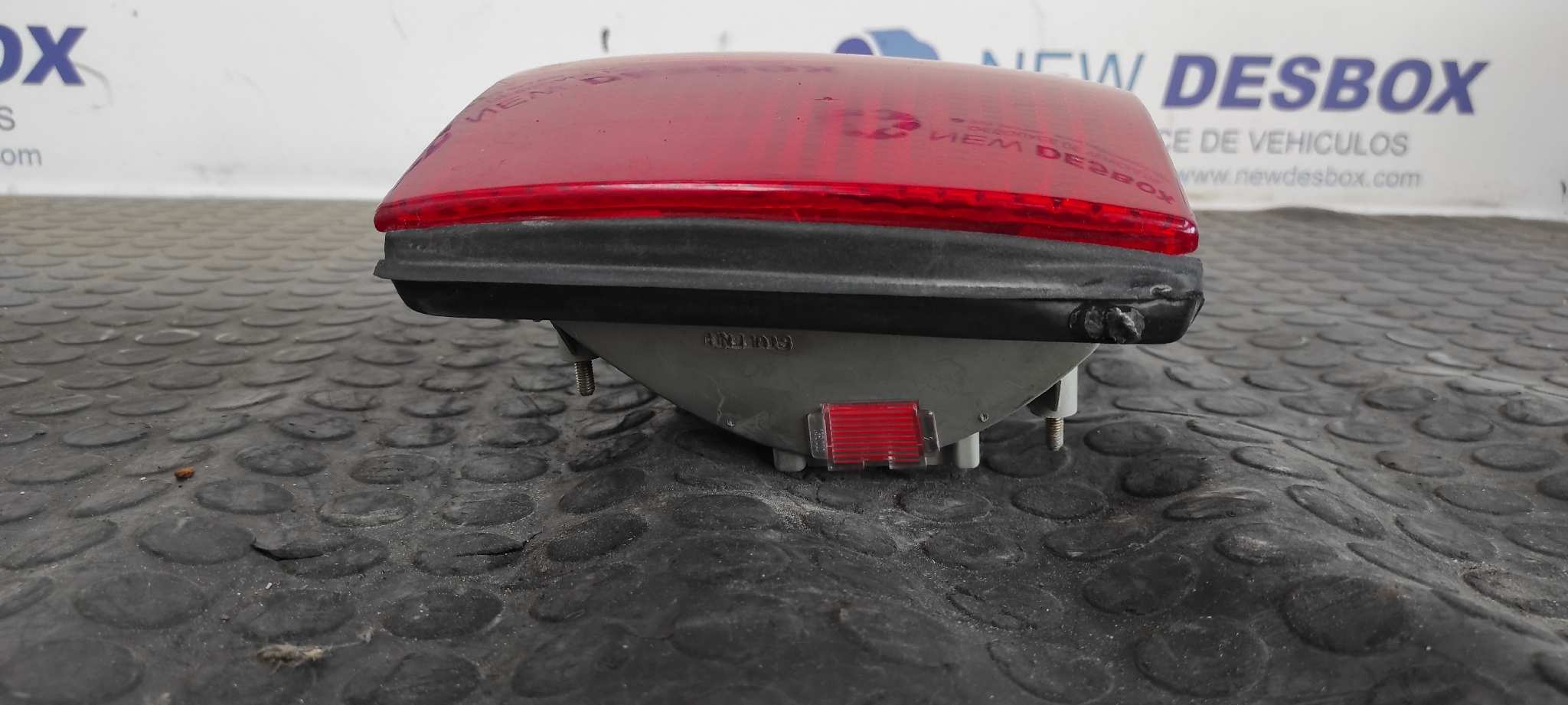 PILOTO TRASERO IZQUIERDO AUDI 100 BERLINA (C4) - vista 8