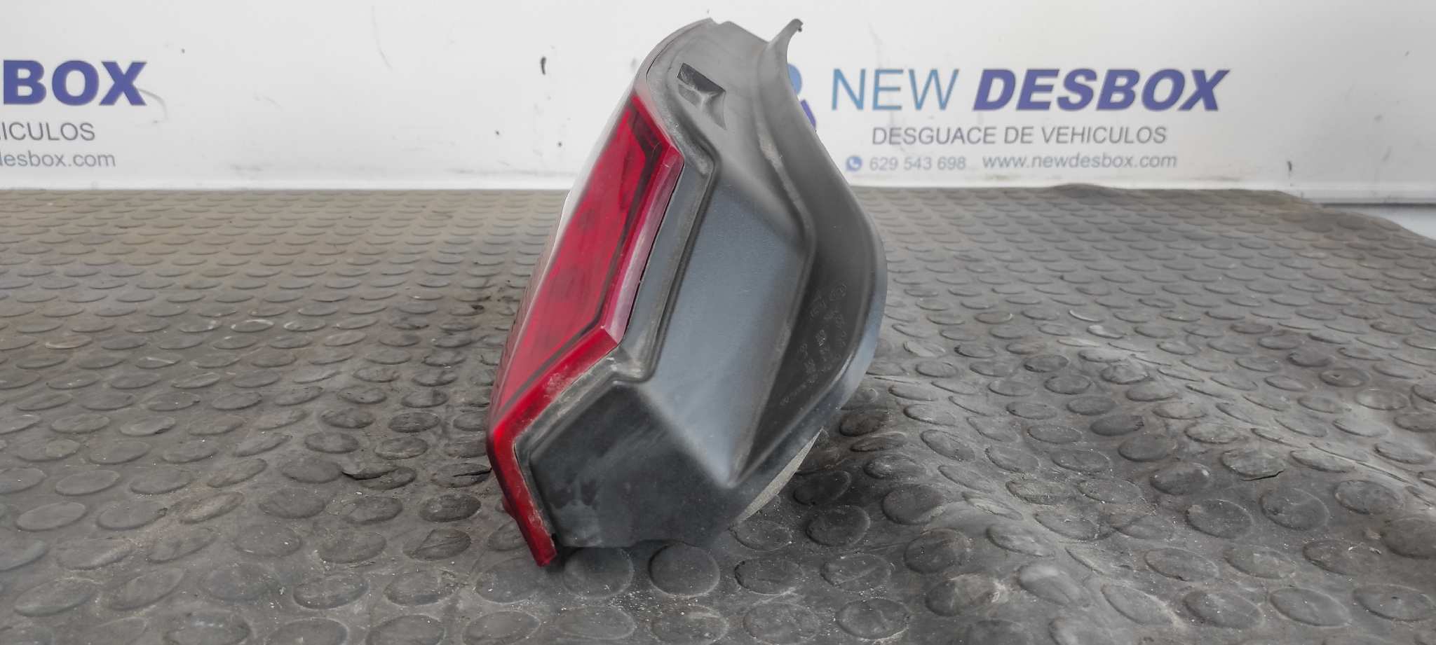 PILOTO TRASERO DERECHO FIAT IDEA (135) - vista 2