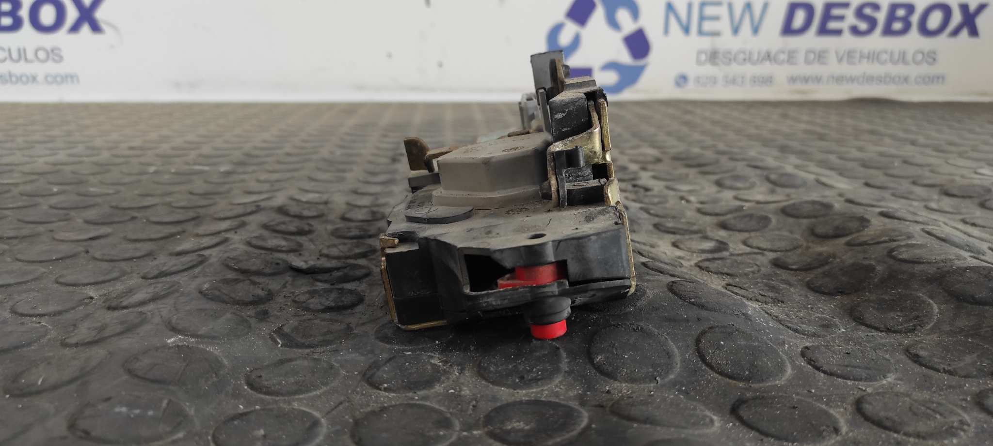 CERRADURA PUERTA TRASERA DERECHA PEUGEOT 206 BERLINA - vista 3