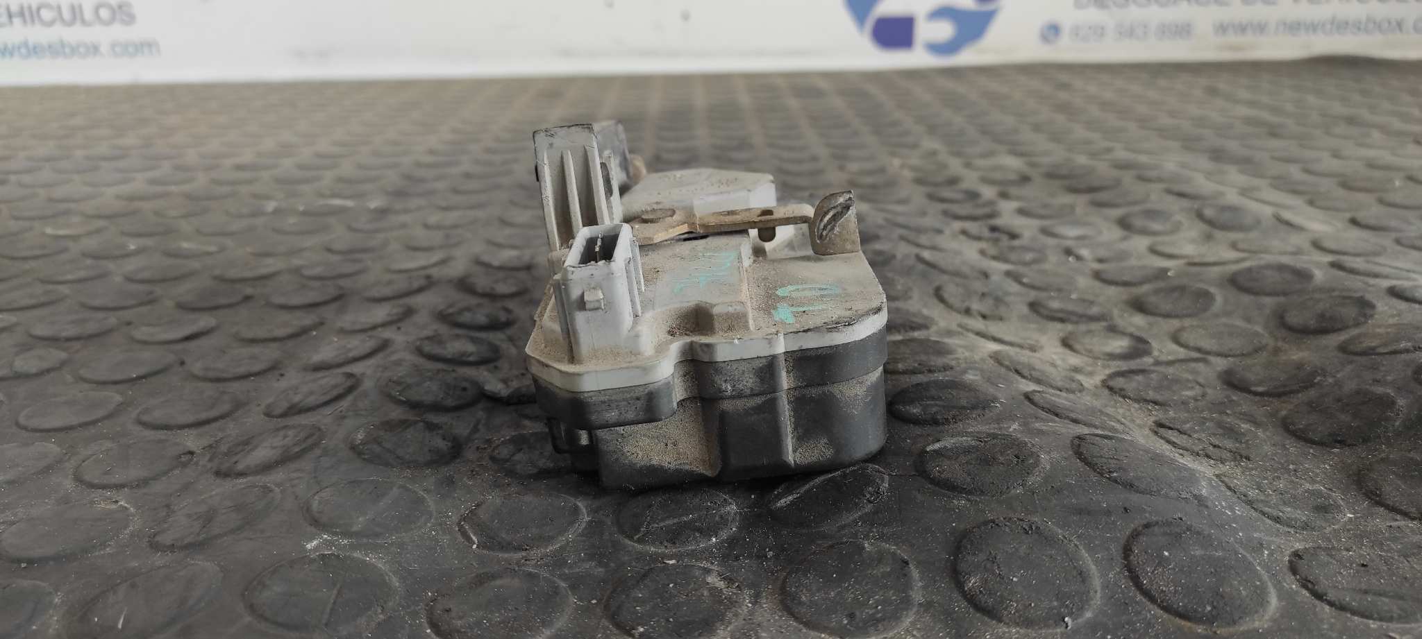 CERRADURA PUERTA TRASERA DERECHA PEUGEOT 206 BERLINA - vista 4