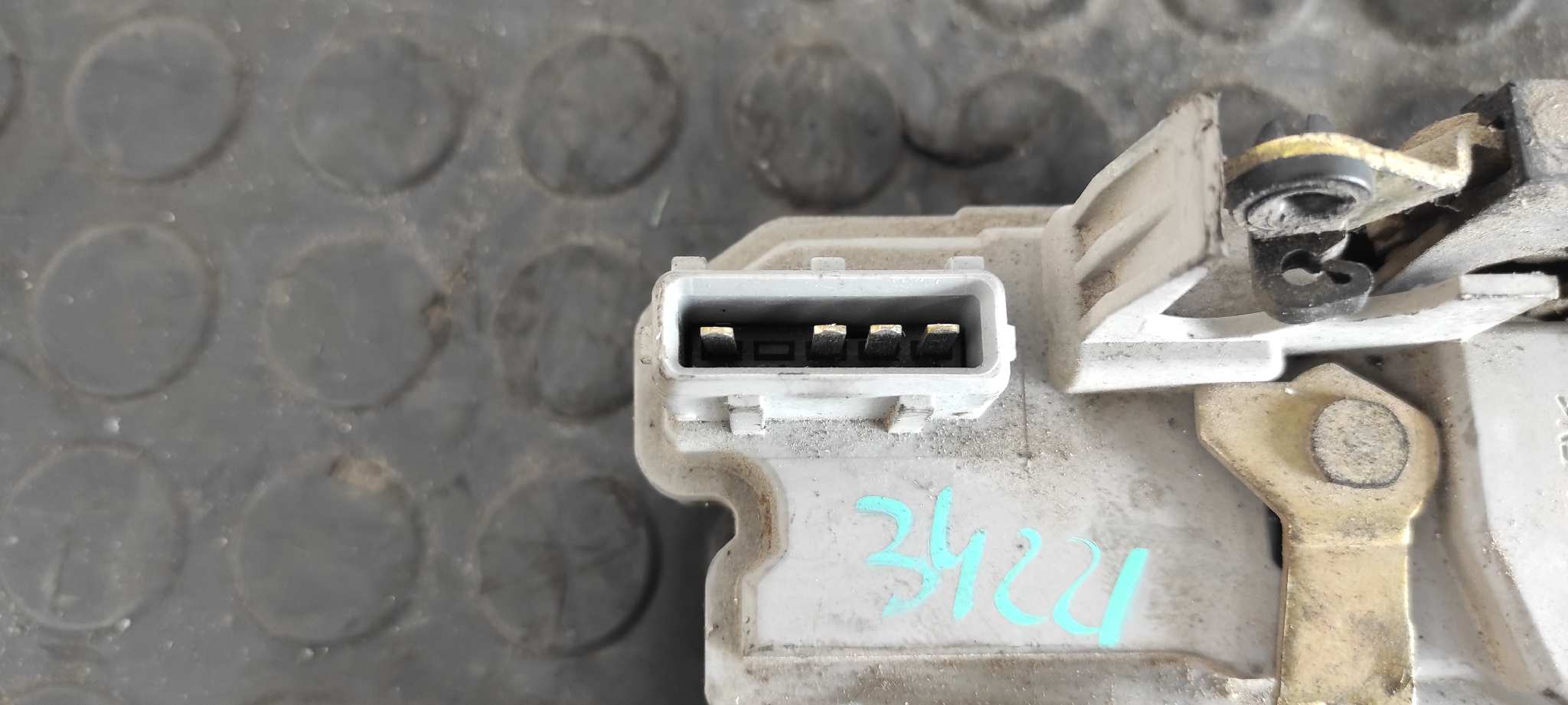 CERRADURA PUERTA TRASERA DERECHA PEUGEOT 206 BERLINA - vista 2