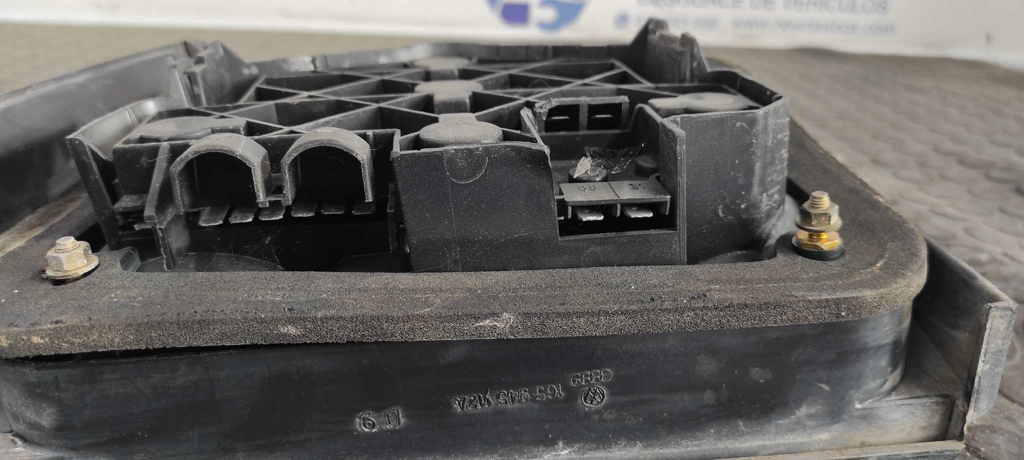 PILOTO TRASERO DERECHO VOLKSWAGEN JETTA (165/167) - vista 5