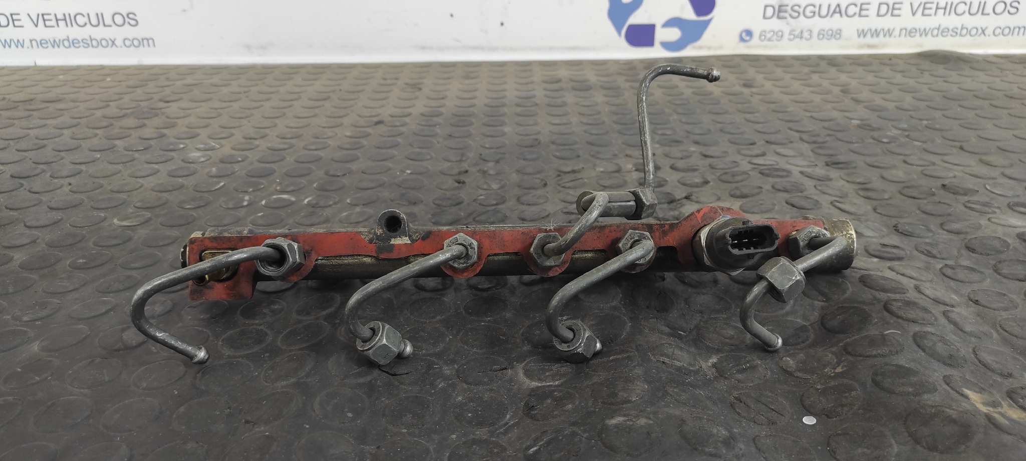 RAMPA INYECTORA RENAULT SCENIC II - vista 2