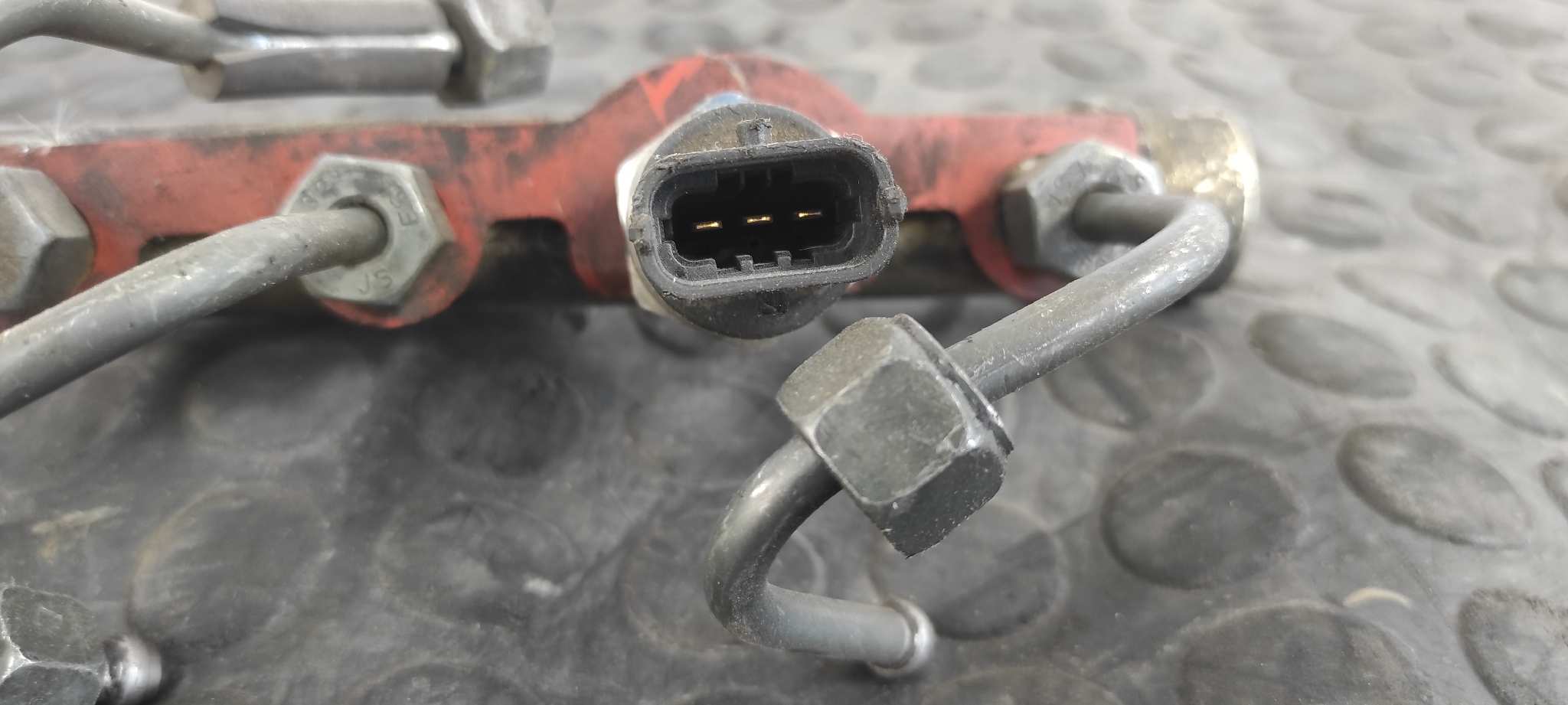 RAMPA INYECTORA RENAULT SCENIC II - vista 5