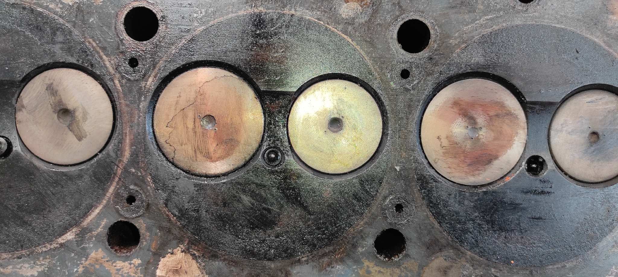 CULATA NISSAN CABSTAR E - vista 12