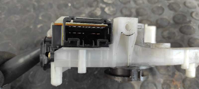 MANDO LIMPIA TOYOTA RAV 4 FUNCRUISER (A1) - vista 3