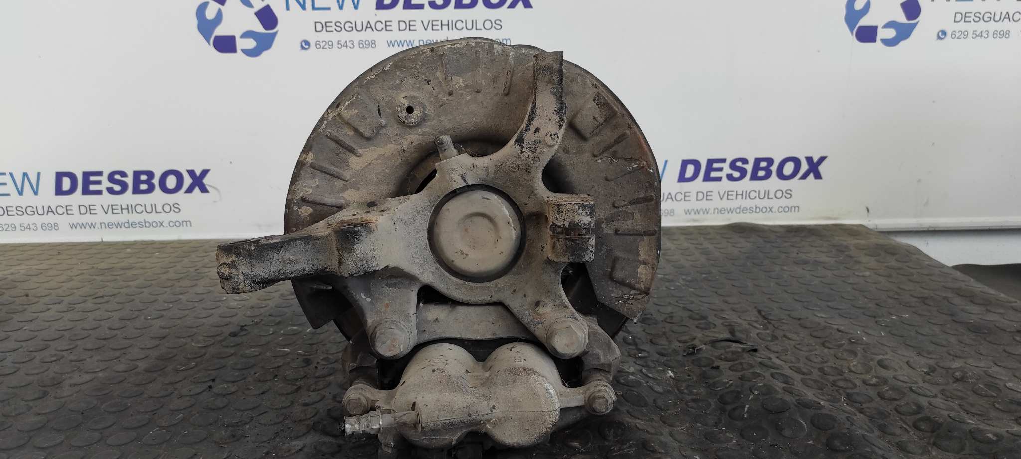 MANGUETA DELANTERA IZQUIERDA MERCEDES-BENZ VITO CAJA CERRADA 6.03 ->