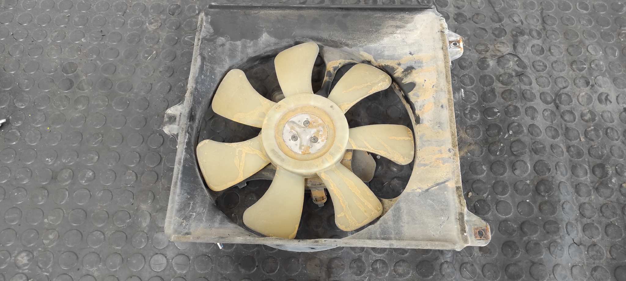 ELECTROVENTILADOR TOYOTA RAV 4 FUNCRUISER (A1) - vista 2