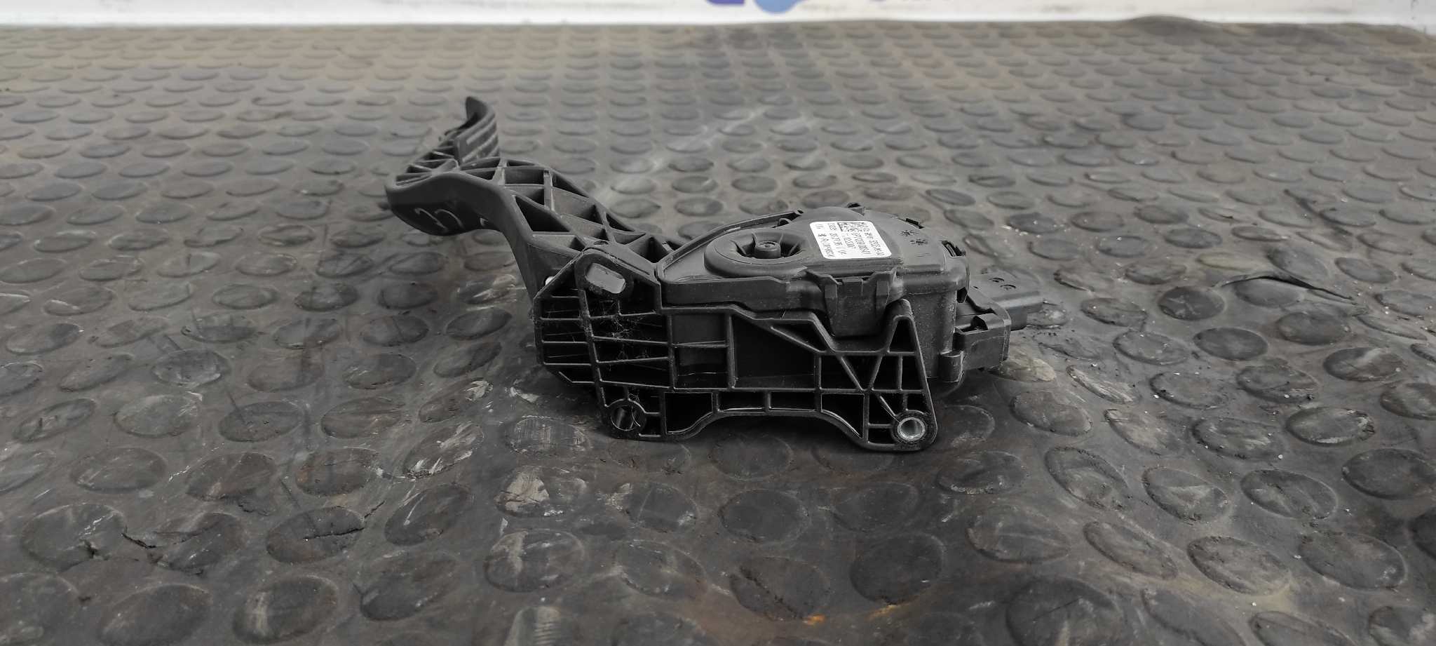 POTENCIOMETRO PEDAL PEUGEOT 308 - vista 2