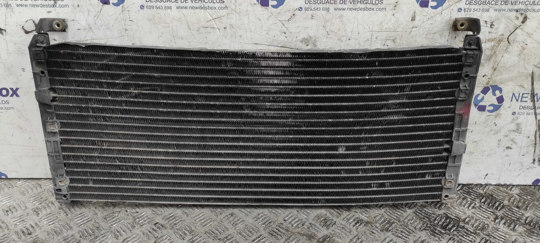 CONDENSADOR / RADIADOR  AIRE ACONDICIONADO TOYOTA RAV 4 FUNCRUISER (A1) - vista 2