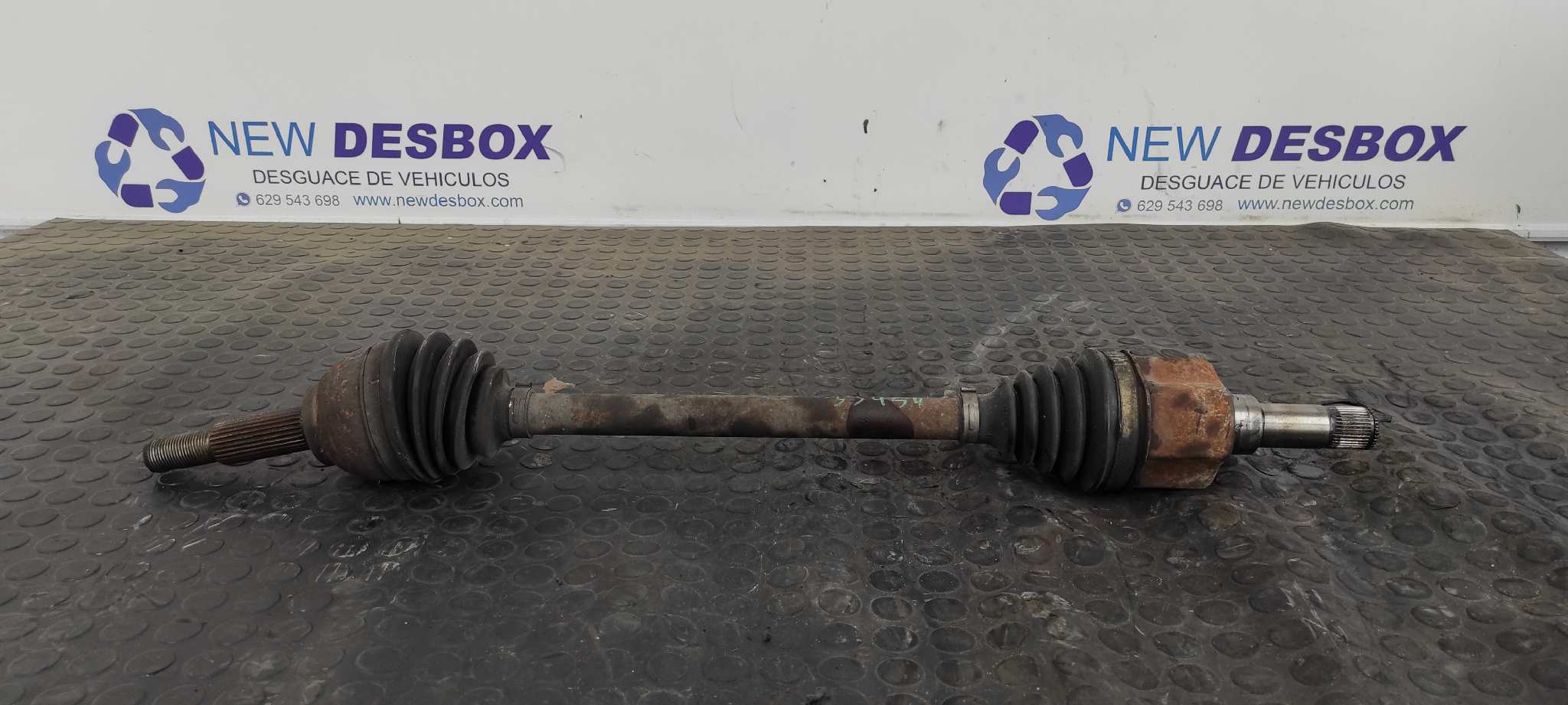 TRANSMISION DELANTERA IZQUIERDA FORD TRANSIT MOD. 2000 COMBI