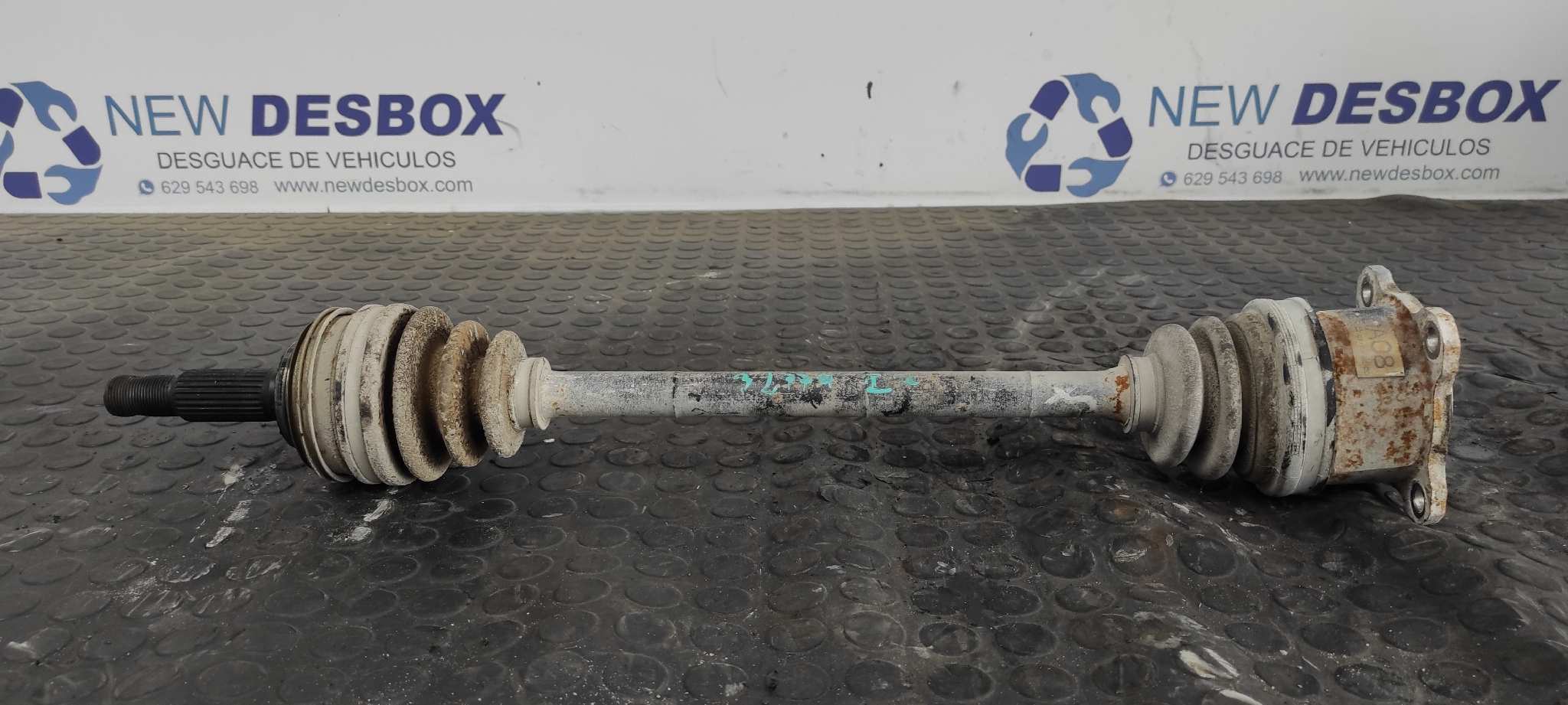 TRANSMISION TRASERA IZQUIERDA TOYOTA RAV 4 FUNCRUISER (A1)