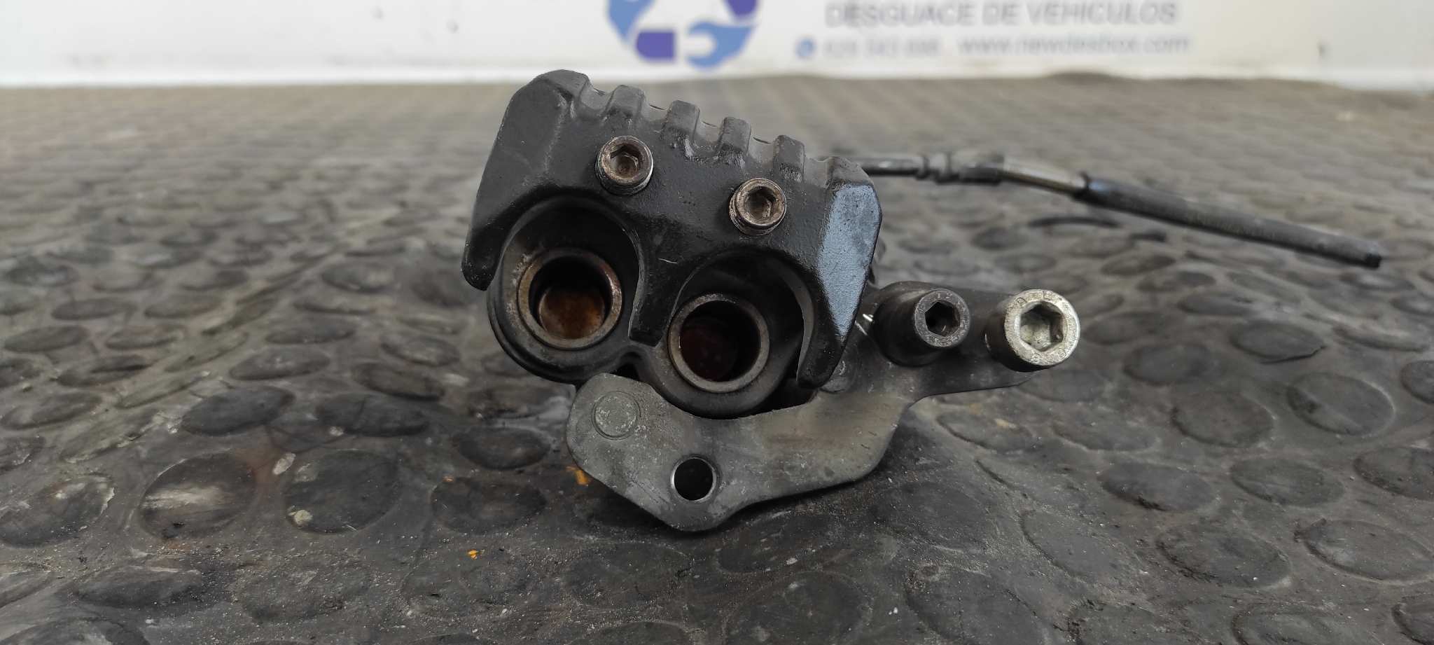 PINZA DE FRENO TRASERA DERECHA PIAGGIO (VESPA) BEVERLY - vista 4