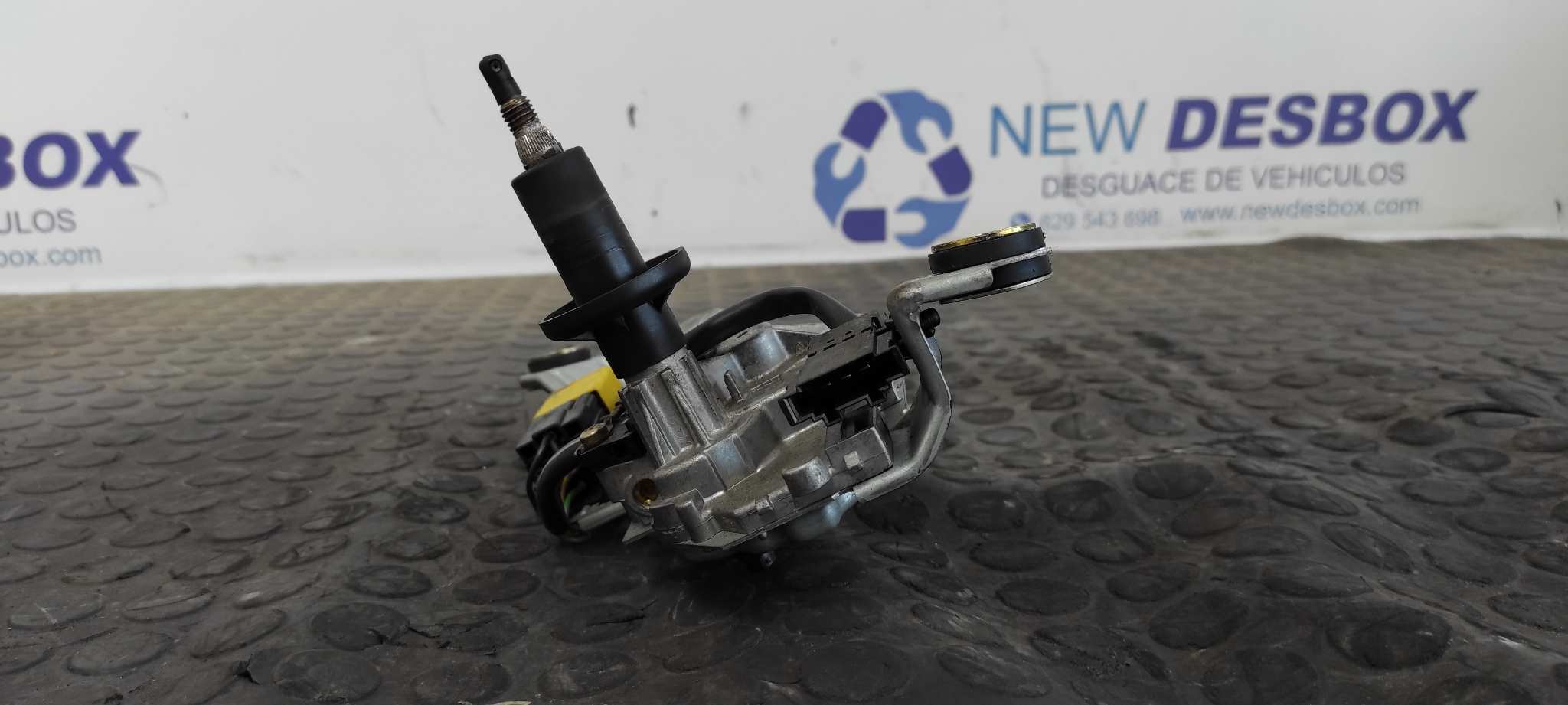 MOTOR LIMPIA TRASERO MERCEDES-BENZ CLASE C (W202) BERLINA - vista 4