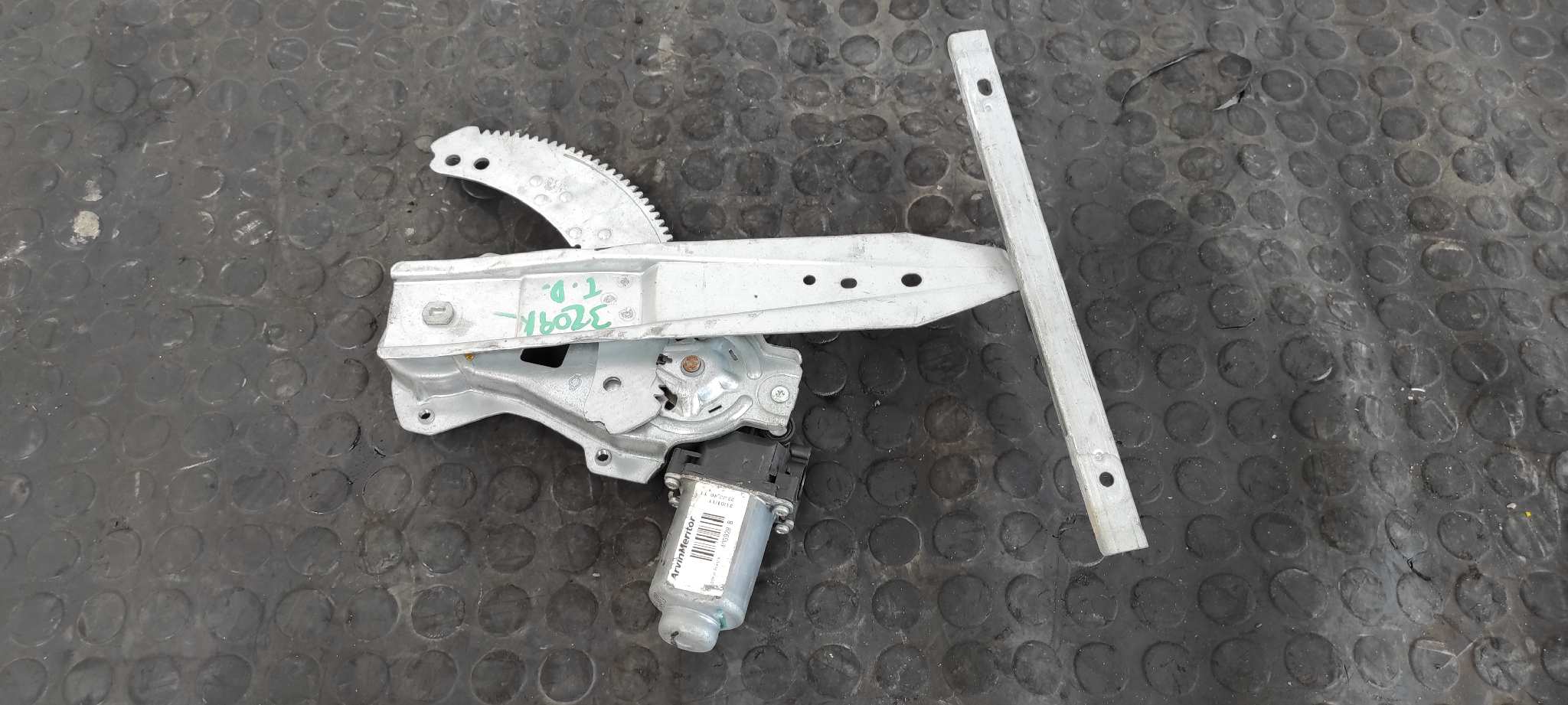 ELEVALUNAS TRASERO DERECHO NISSAN NOTE (E11E) - vista 4