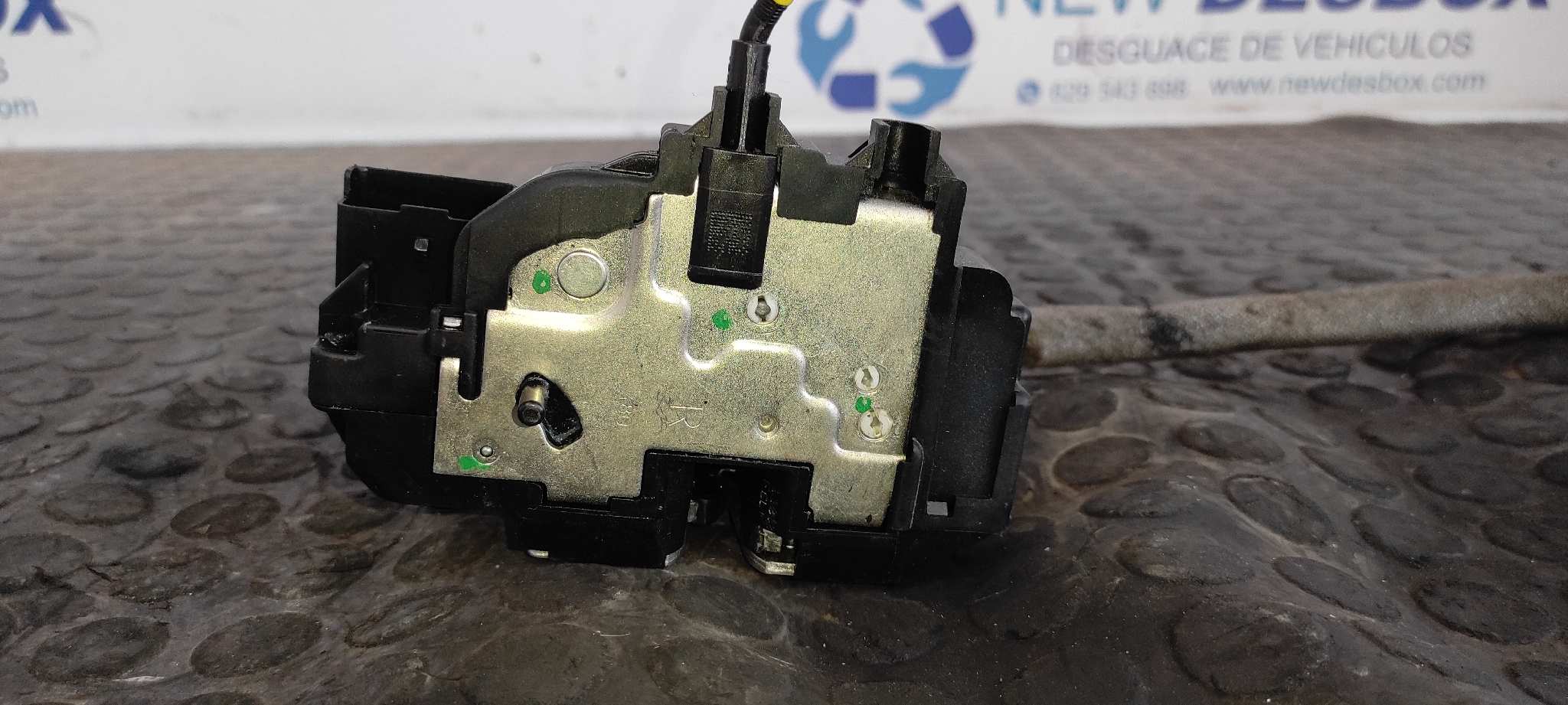 CERRADURA PUERTA TRASERA DERECHA NISSAN NOTE (E11E) - vista 3