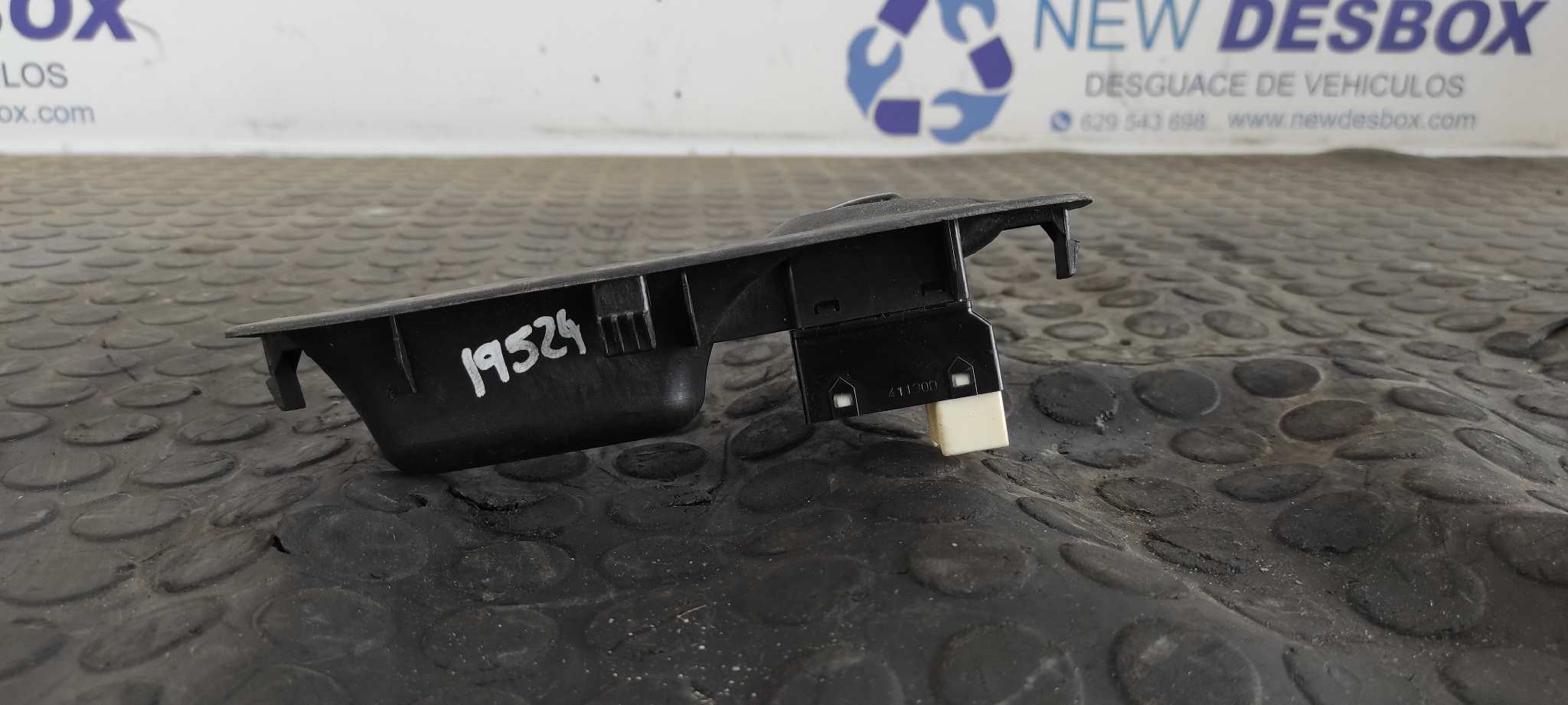 MANDO ELEVALUNAS DELANTERO DERECHO HYUNDAI ACCENT (LC) - vista 2