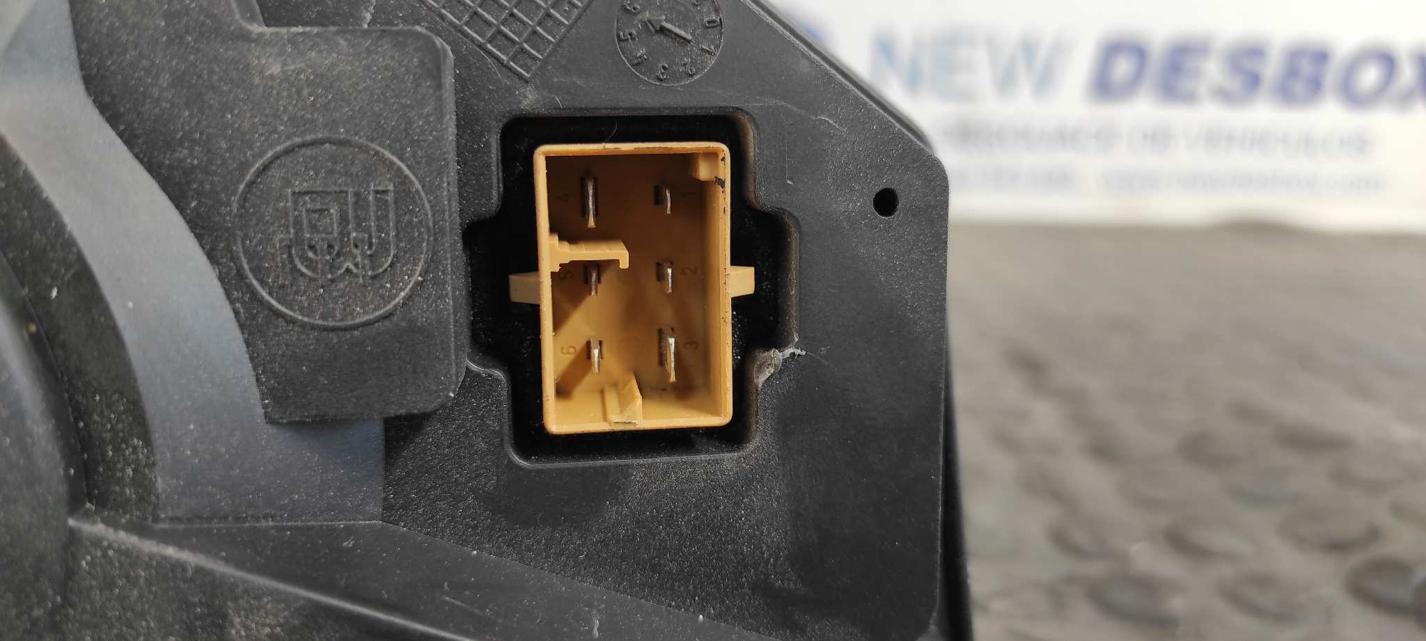 MOTOR CALEFACCION VOLKSWAGEN PASSAT BERLINA (3B2) - vista 5