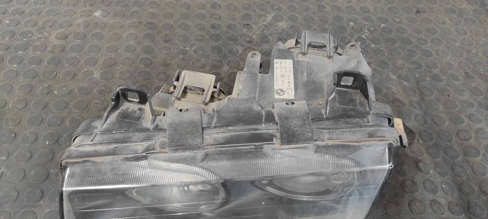 FARO IZQUIERDO BMW SERIE 3 BERLINA (E36) - vista 4