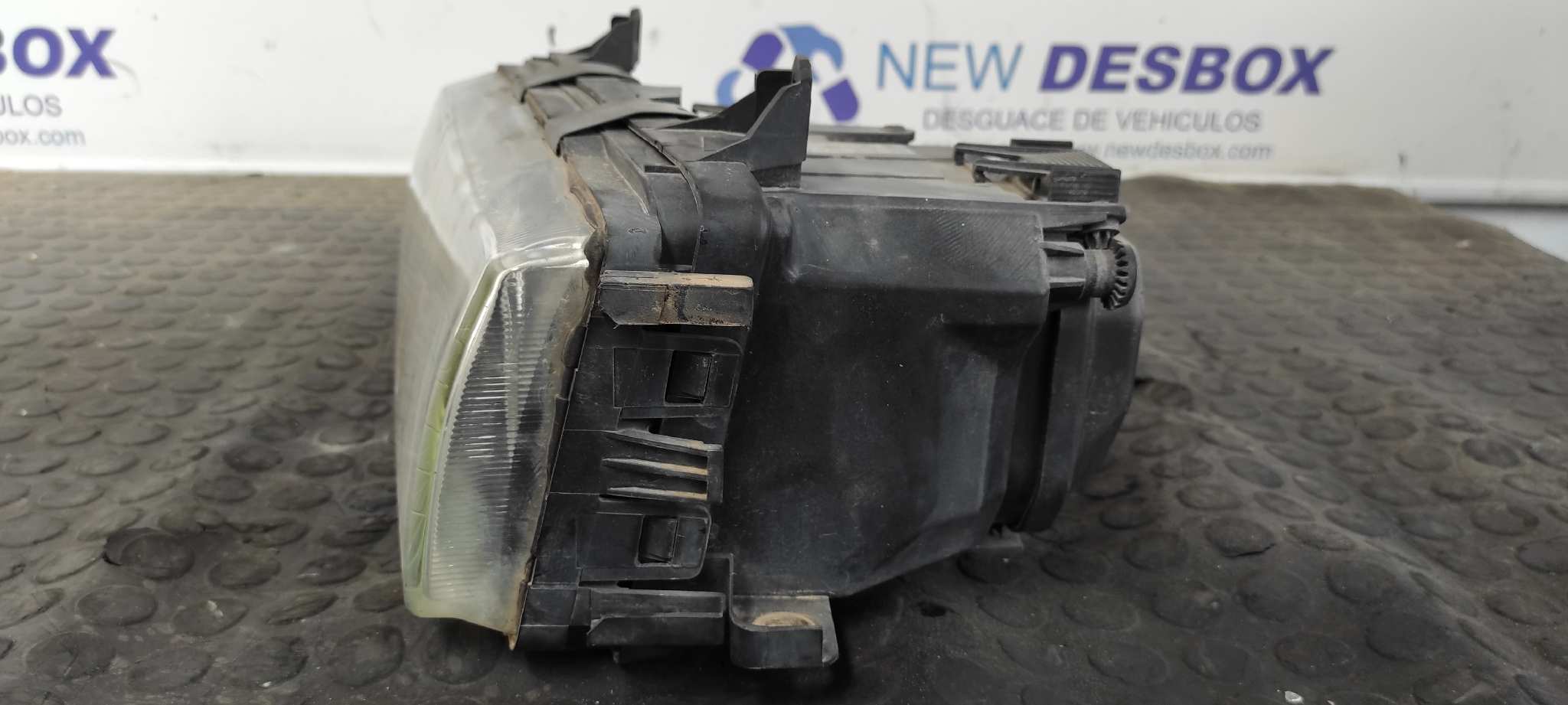 FARO IZQUIERDO BMW SERIE 3 BERLINA (E36) - vista 8