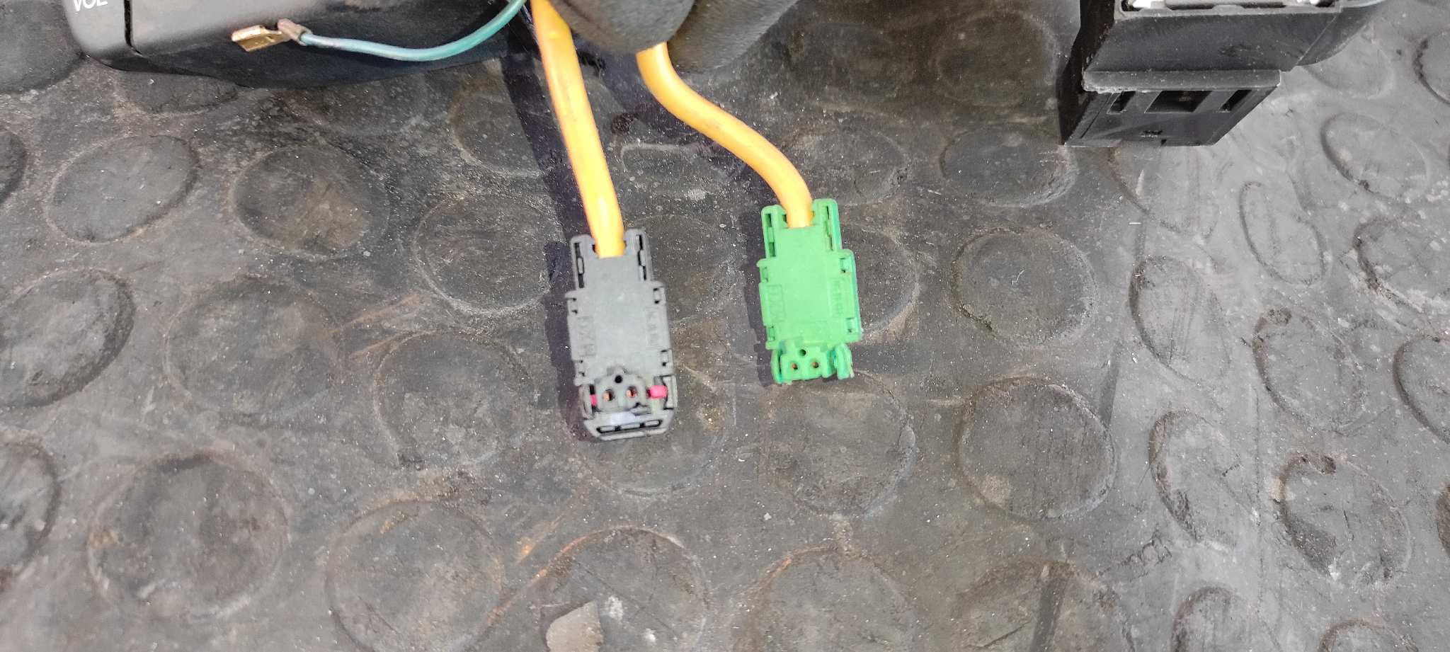 MANDO MULTIFUNCION FORD FIESTA (CBK) - vista 10