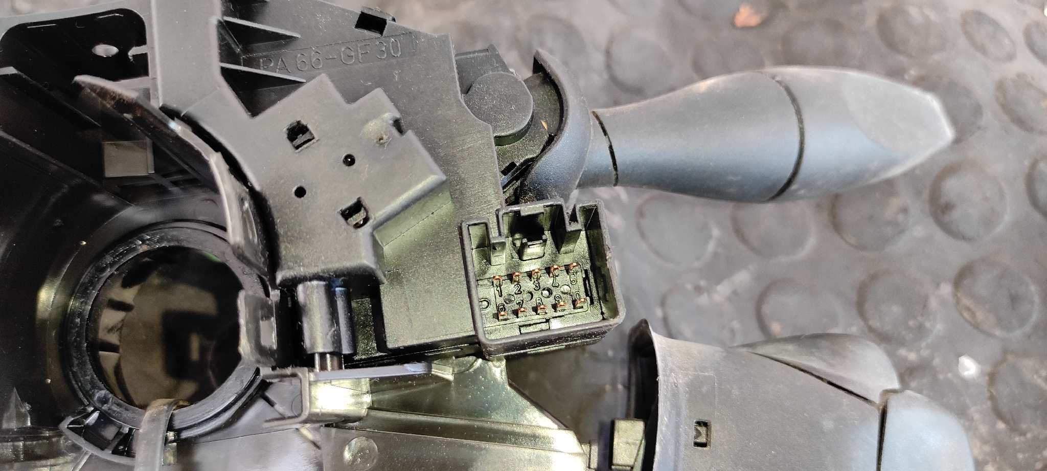 MANDO MULTIFUNCION FORD FIESTA (CBK) - vista 5