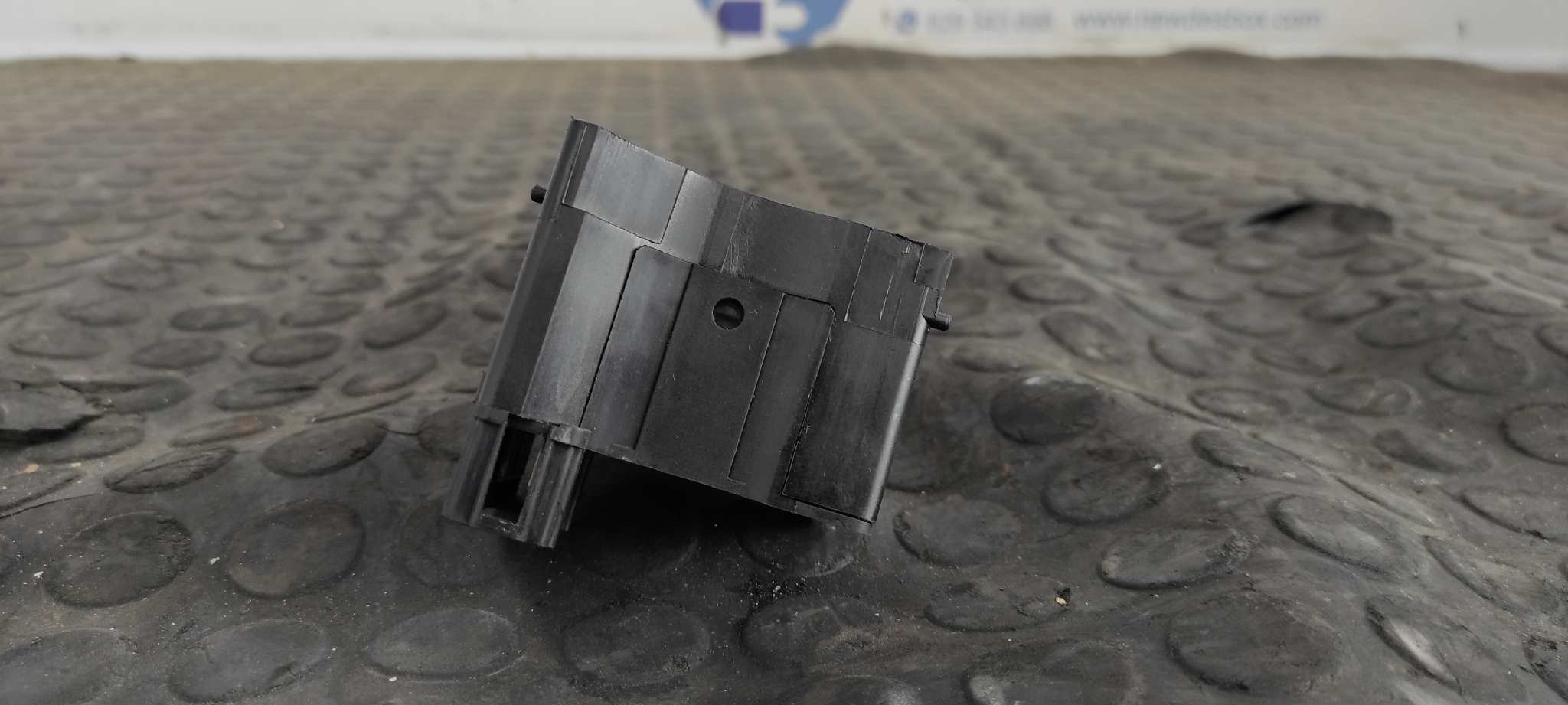 MANDO LIMPIA DACIA SANDERO - vista 5