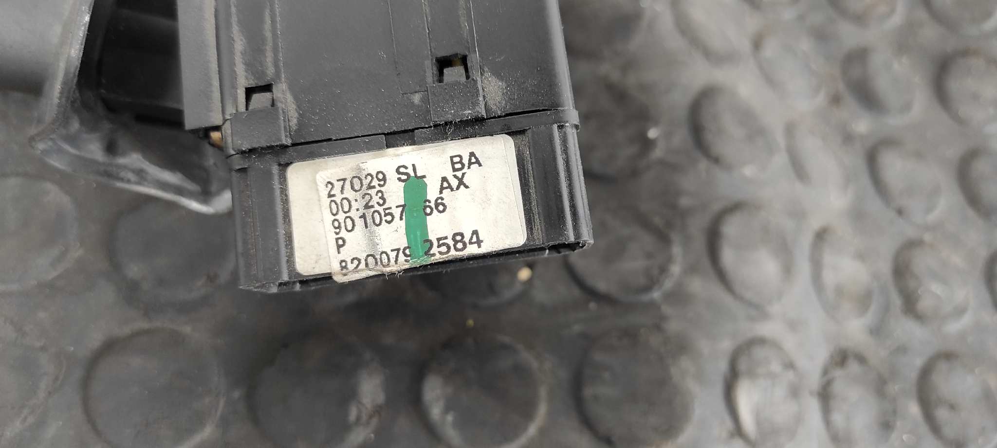 MANDO LIMPIA DACIA SANDERO - vista 6