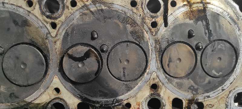 CULATA RENAULT MEGANE II BERLINA 3P - vista 8