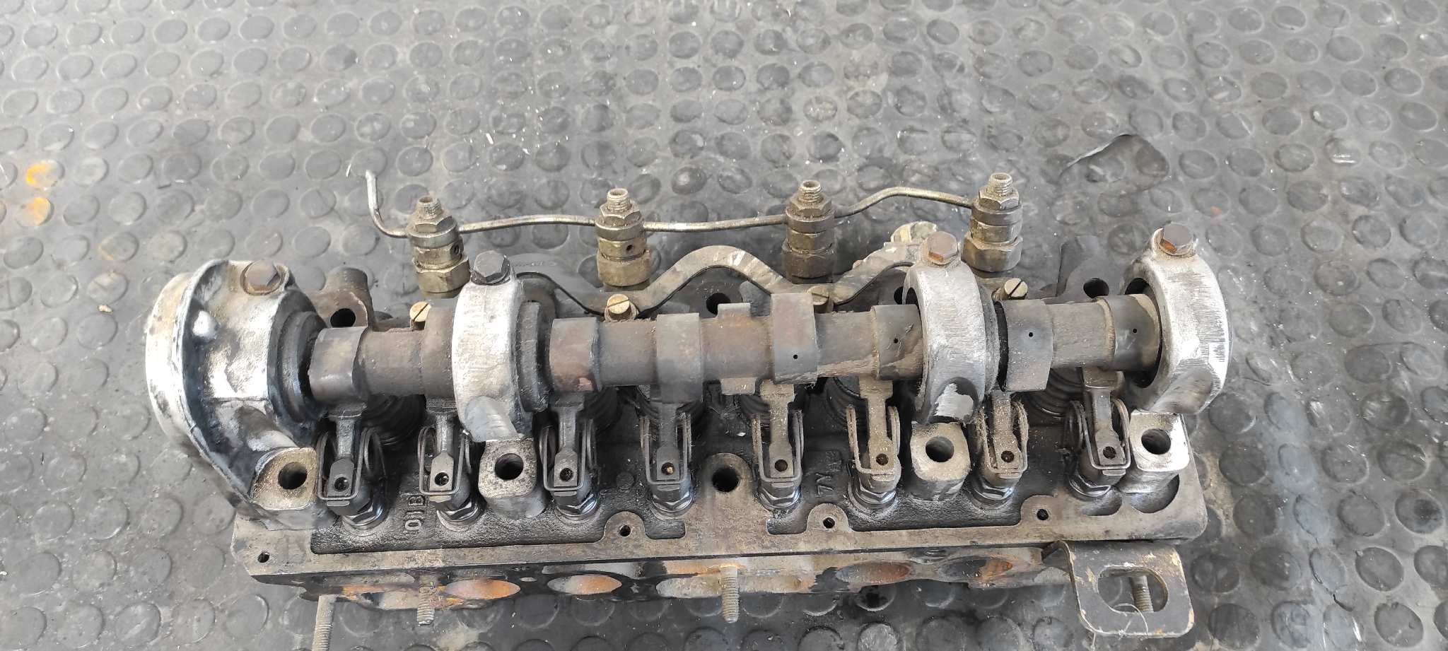 CULATA ISUZU VAN MIDI - vista 6